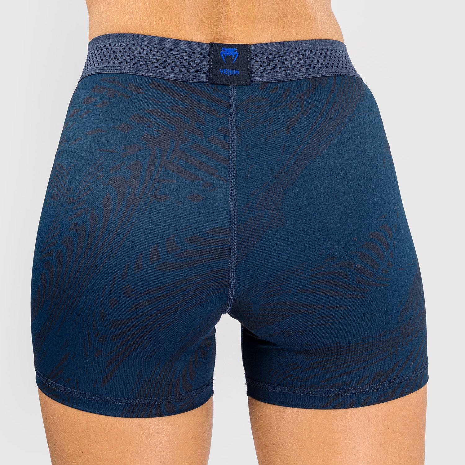 ufc-fusion-by-venum-fight-week-damen-vale-tudo-short-ozeanblau image 8