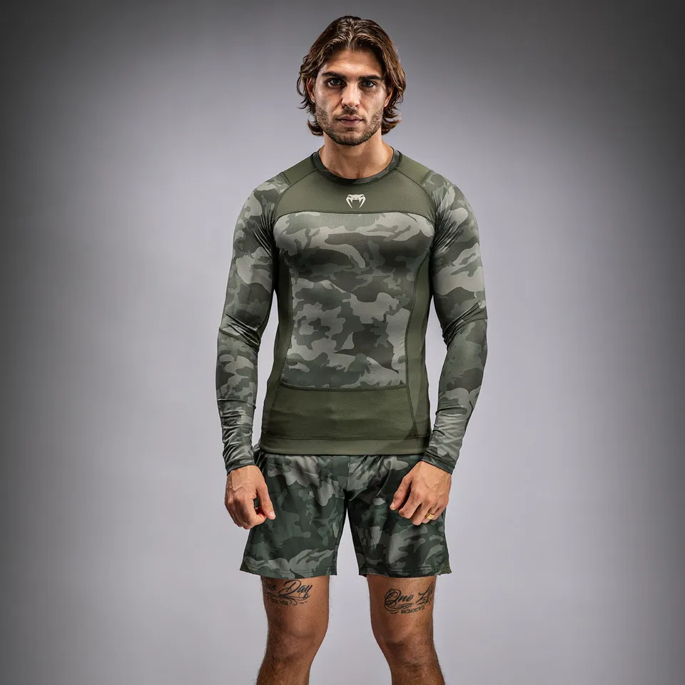 venum-g-fit-air-herren-langarm-rashguard-armee-camouflage image 1