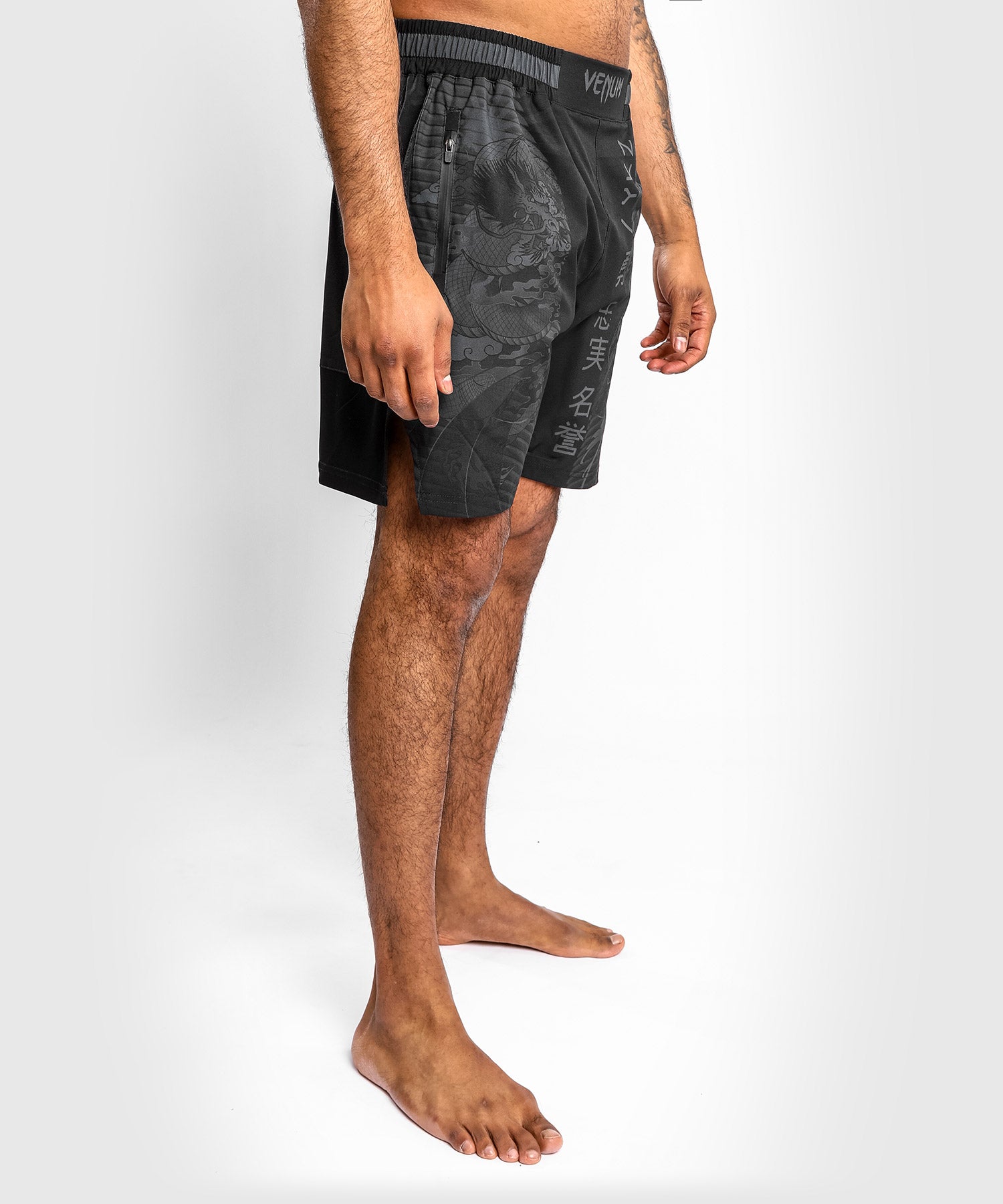 venum-ykz21-sportshorts-schwarz-schwarz image 3