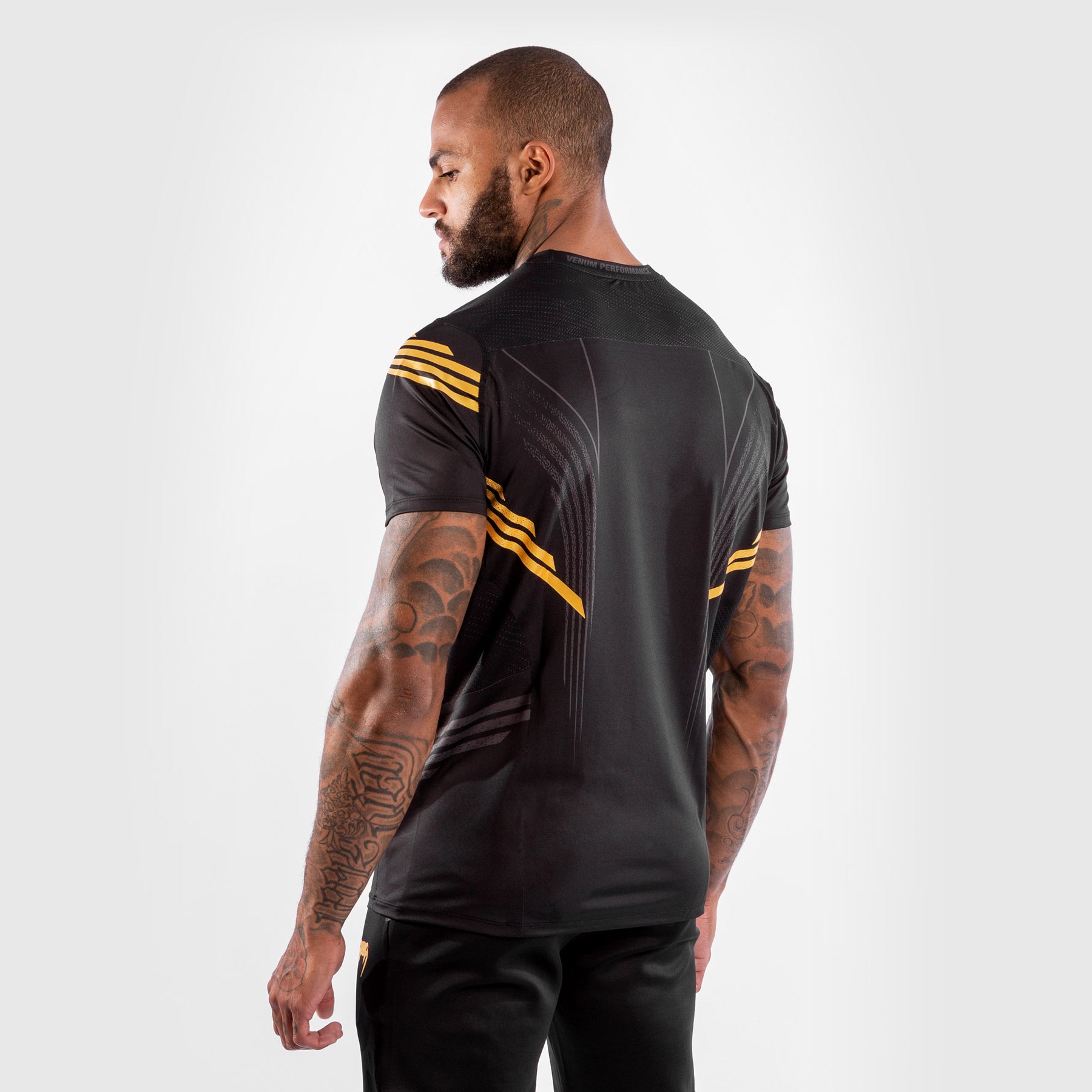 venum-ufc-authentic-fight-night-herren-walkout-trikot-personalisiert-champion image 3