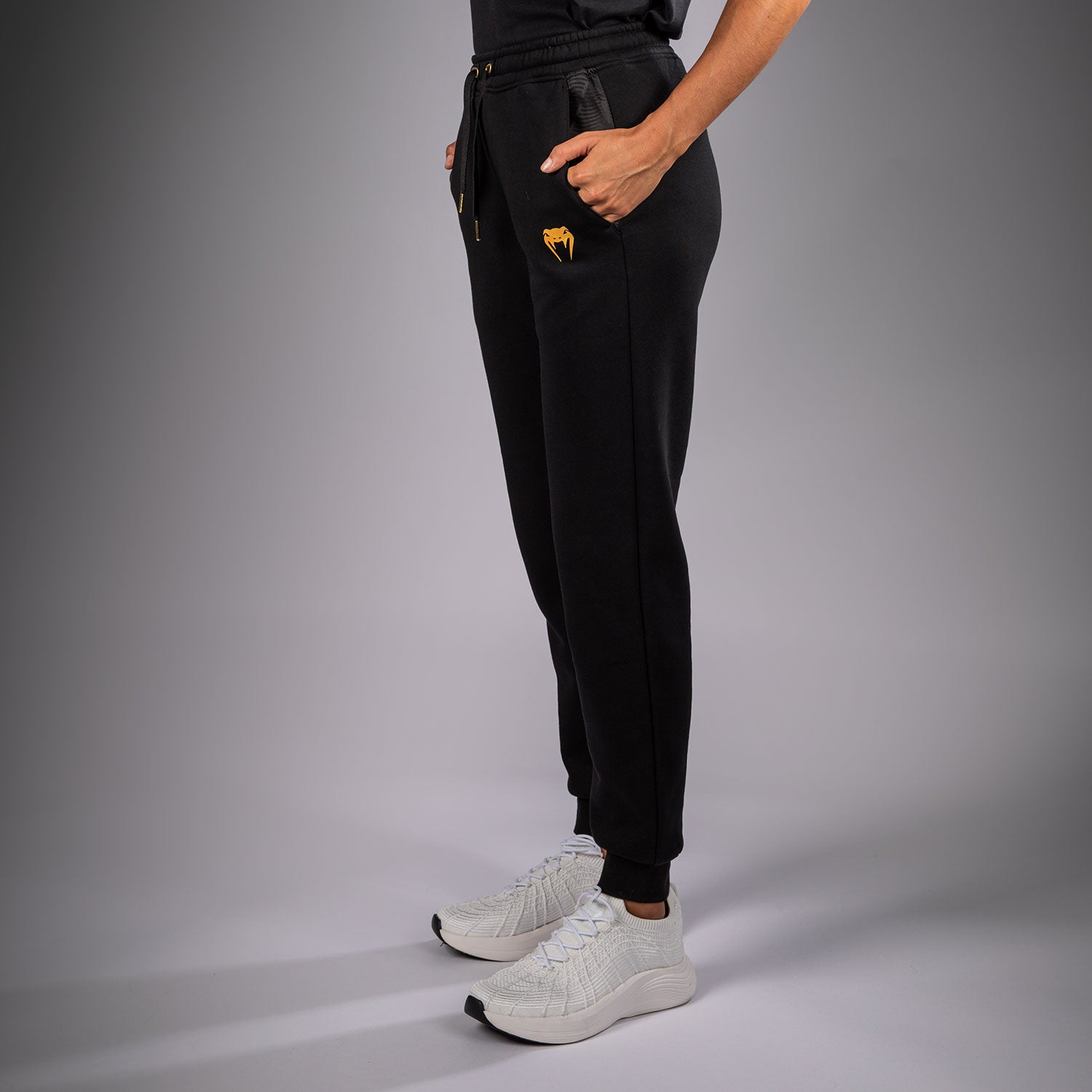 venum-ufc-zenith-by-venum-replica-hose-damen-champion-schwarz-gold image 5