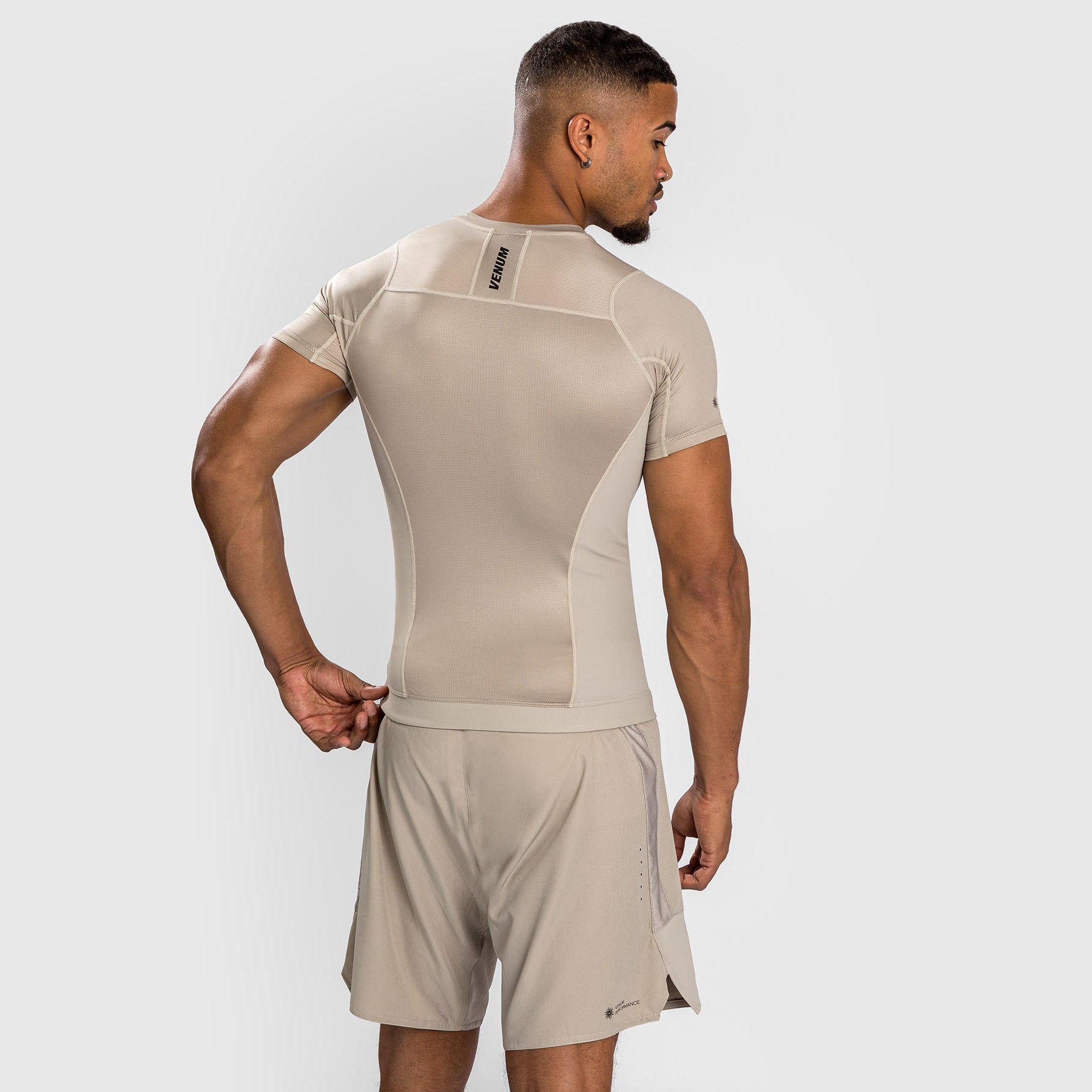 venum-g-fit-air-rashguard-kurzarm-herren-sand image 2