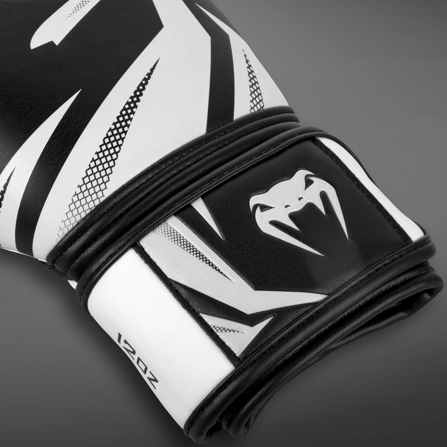 venum-challenger-3-0-boxhandschuhe-schwarz-2 image 3