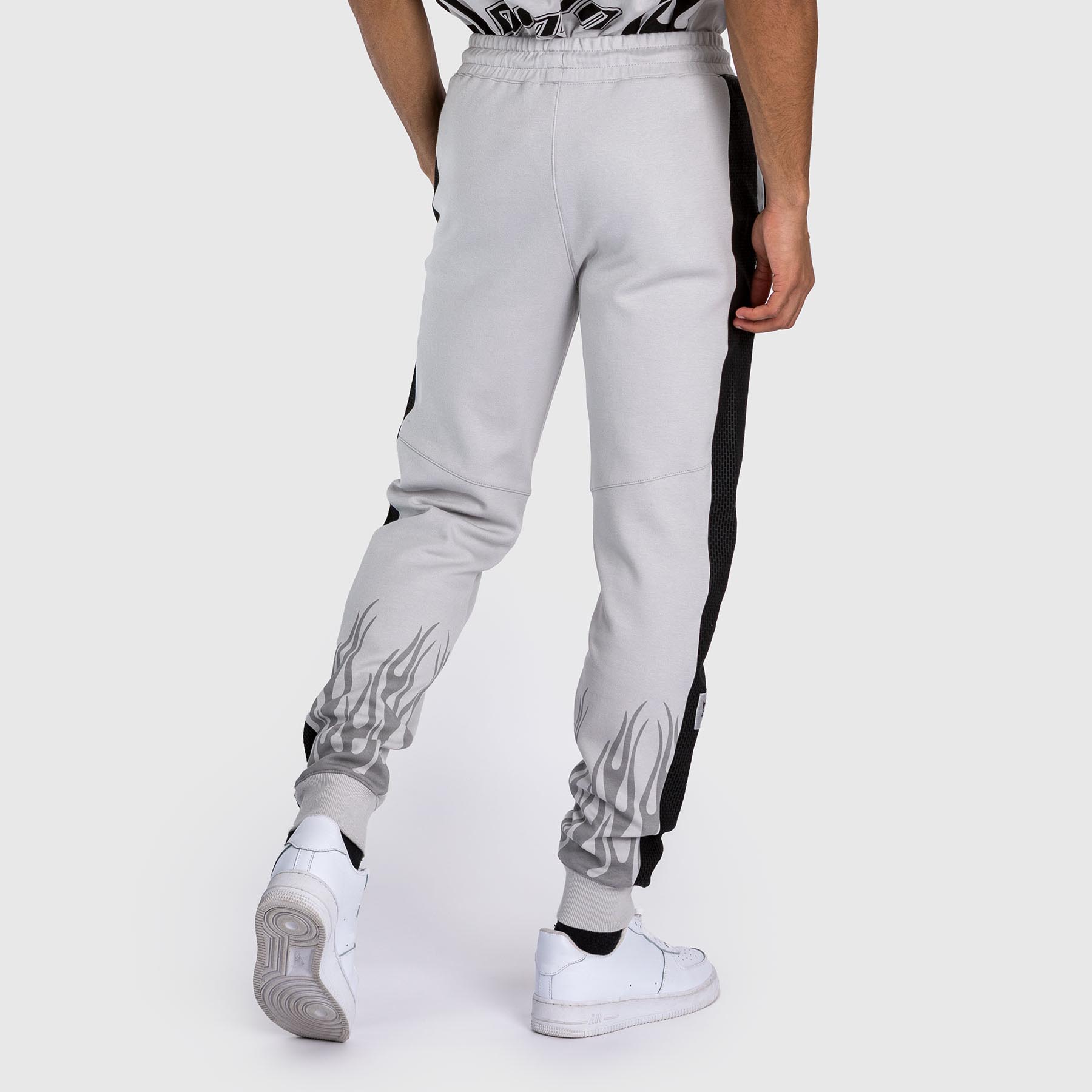 venum-x-dodge-demon-170-jogginghose-herren-grau-regular-fit image 3