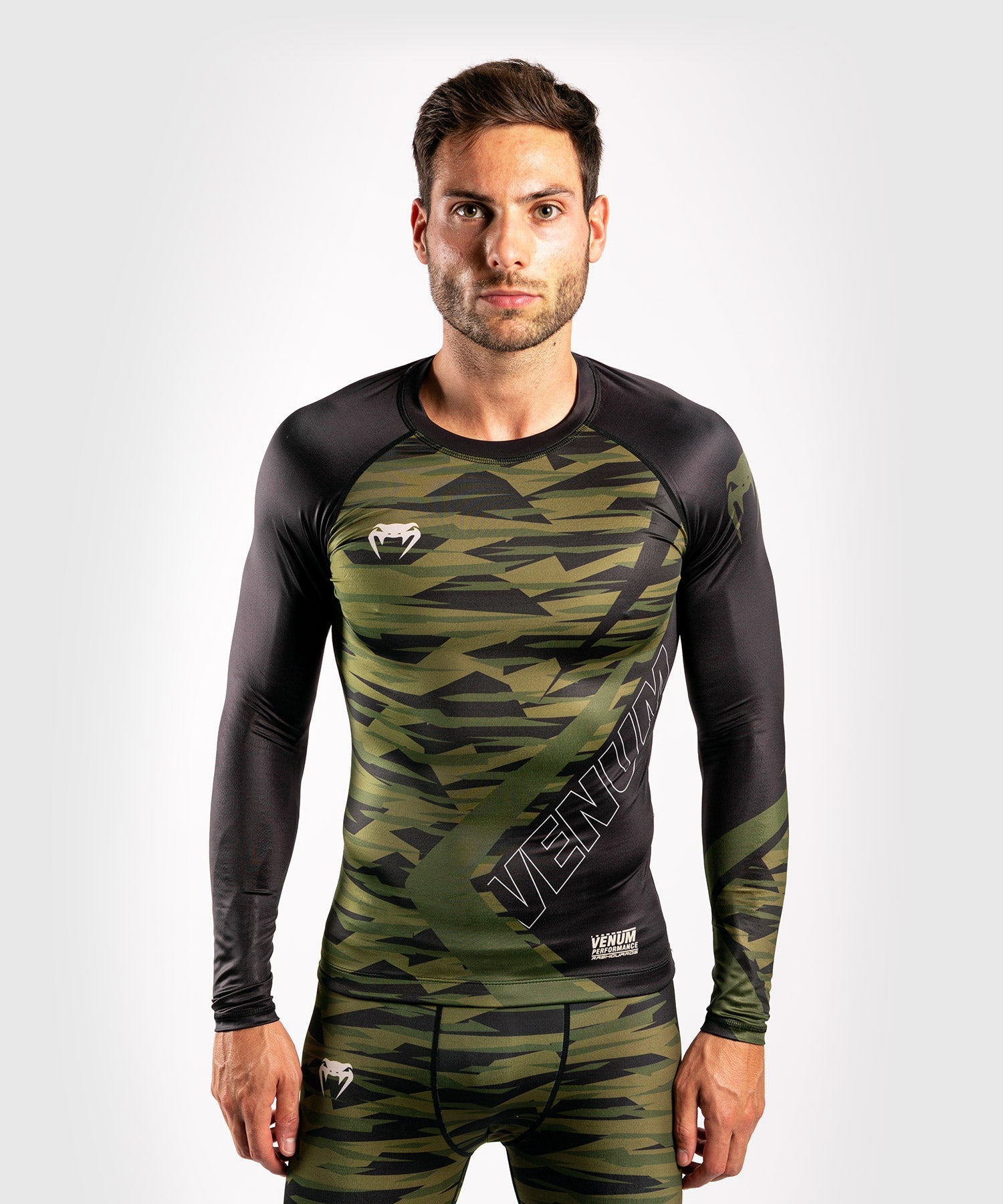 venum-contender-5-0-rashguard-lange-rmel-khaki-camo image 1