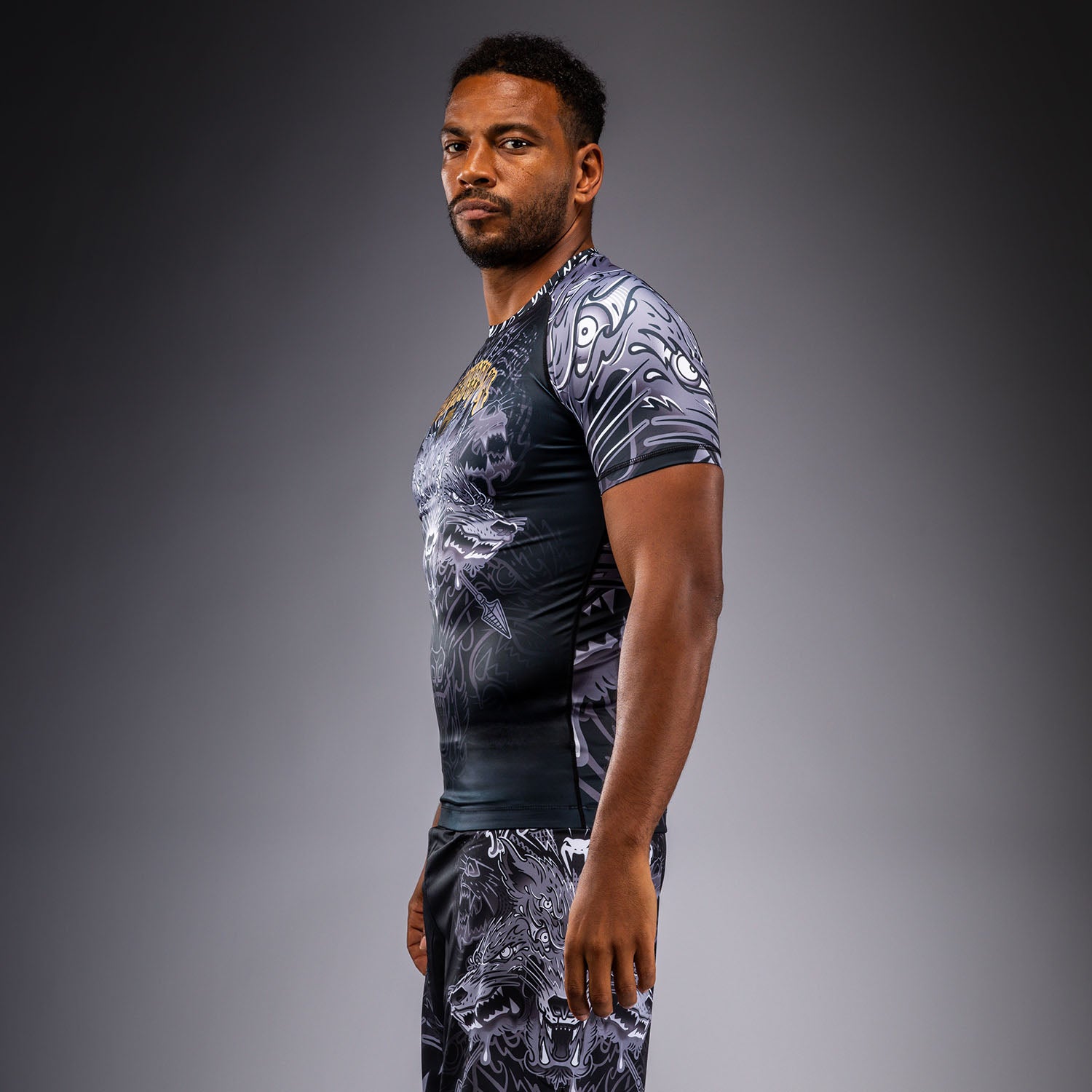 venum-wolf-atak-kurzarm-rashguard-herren-schwarz-grau image 2