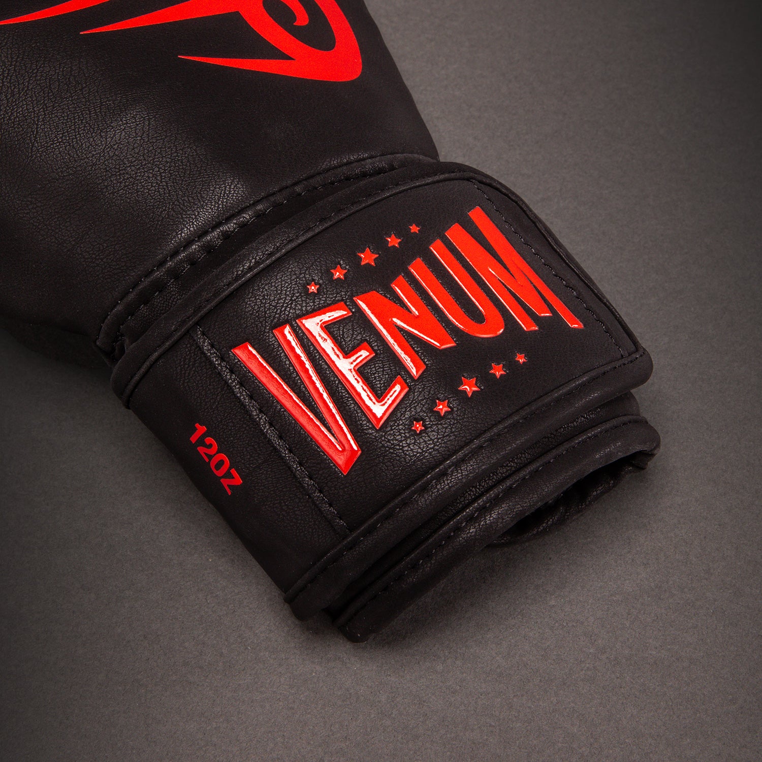 venum-x-mike-tyson-replica-boxhandschuhe-schwarz-rot image 3