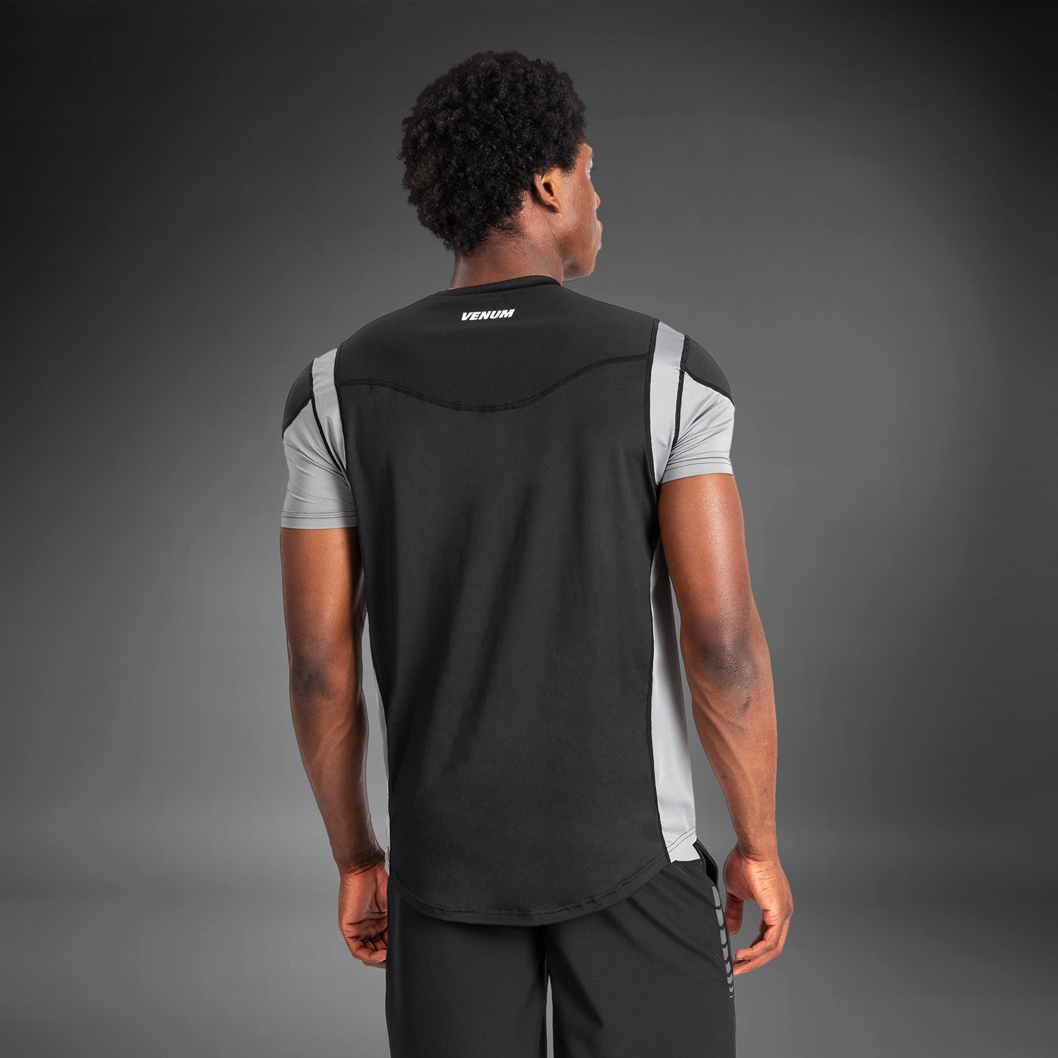venum-tempest-herren-dry-tech-t-shirt-schwarz-grau image 7