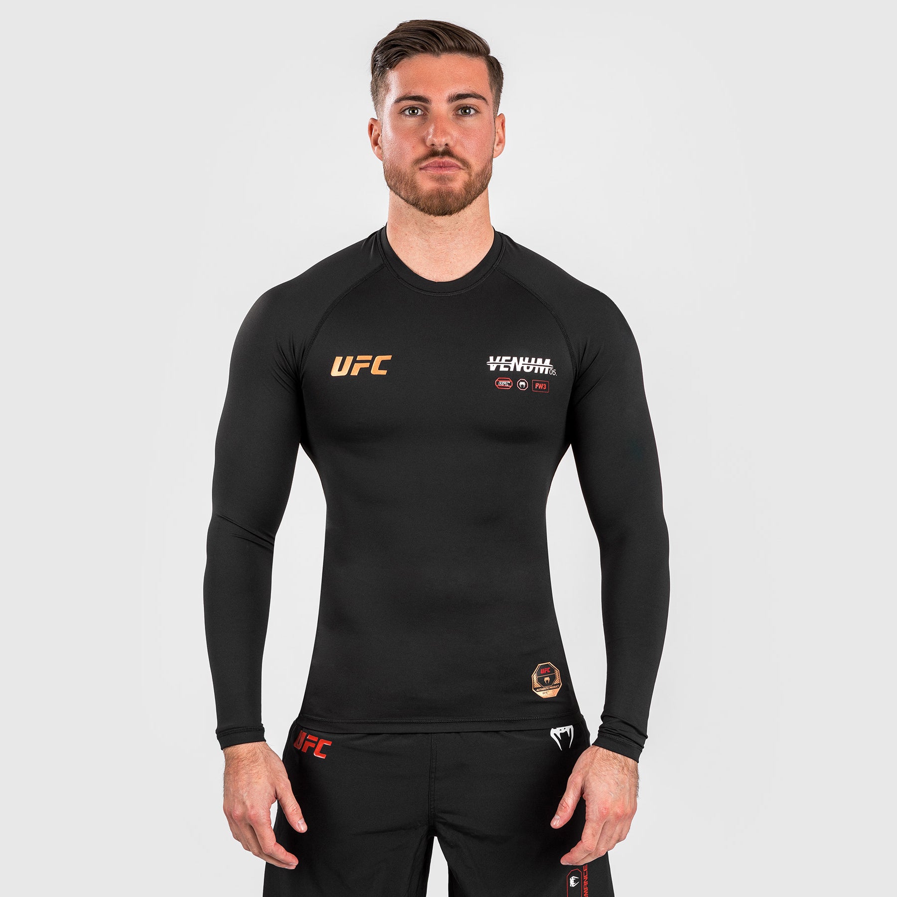 ufc-adrenaline-by-venum-fight-week-performance-rashguard-langarm-herren-schwarz image 1