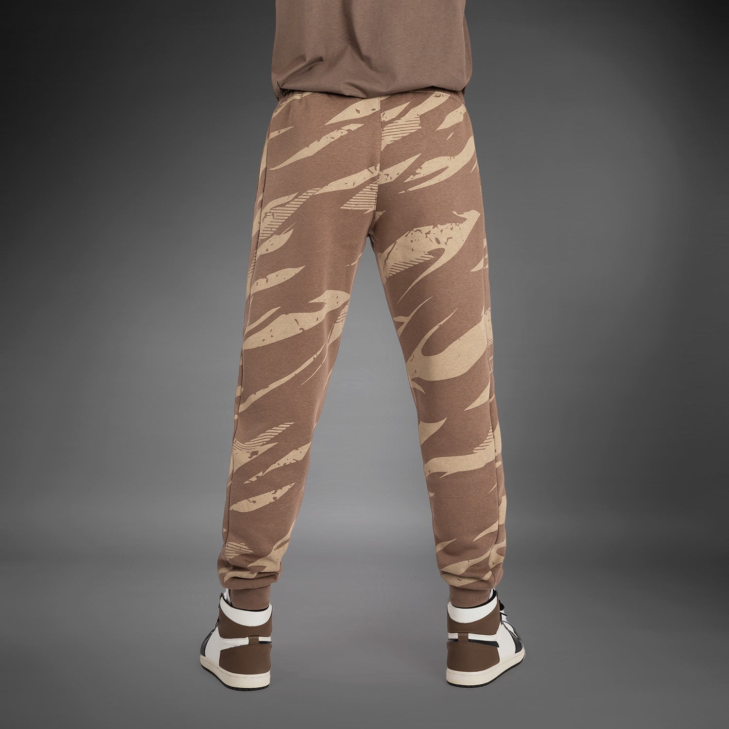 ufc-adrenaline-by-venum-fight-week-herrenhose-desert-camo image 2