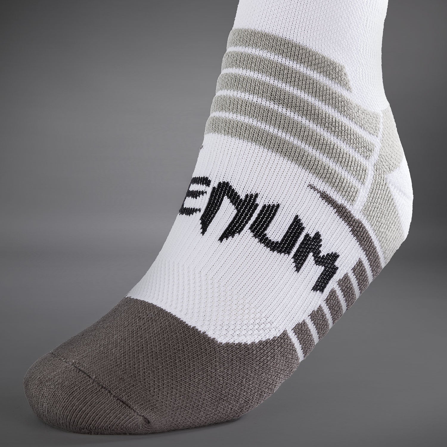 venum-elite-performance-socken-wei-schwarz image 4