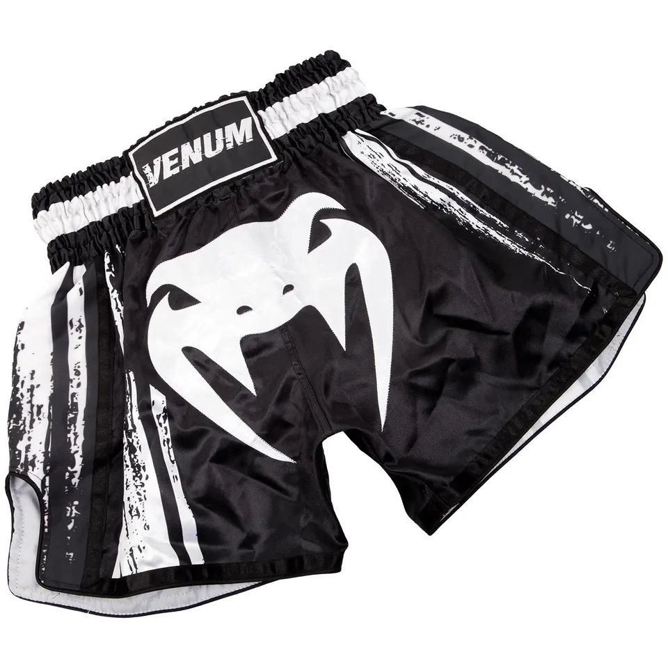 venum-bangkok-spirit-muay-thai-short-schwarz image 1