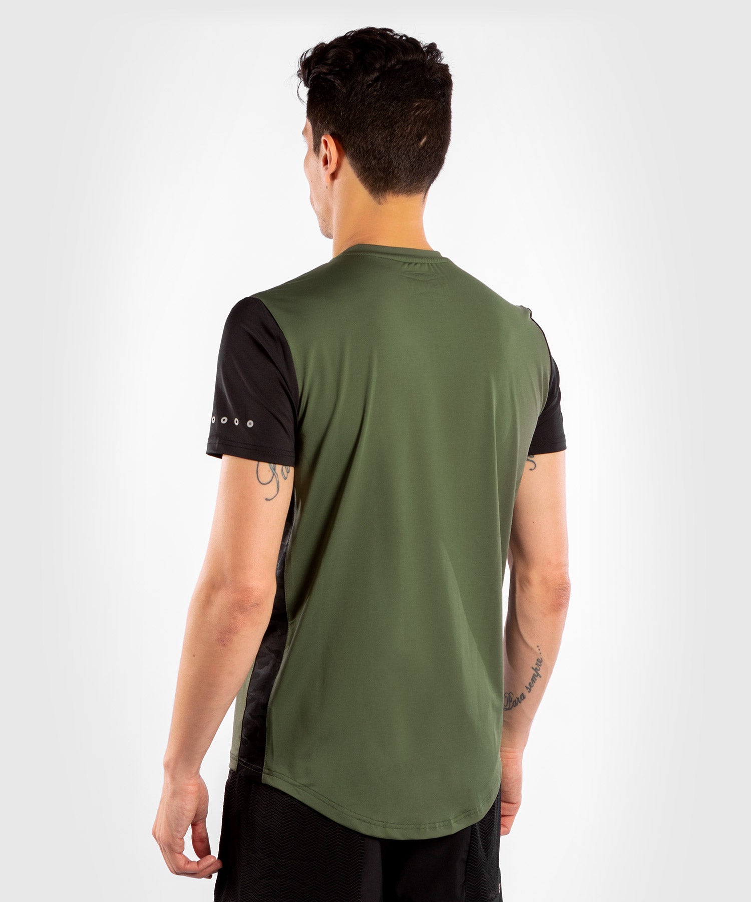 venum-classic-evo-dry-tech-t-shirt-khaki-silber image 4