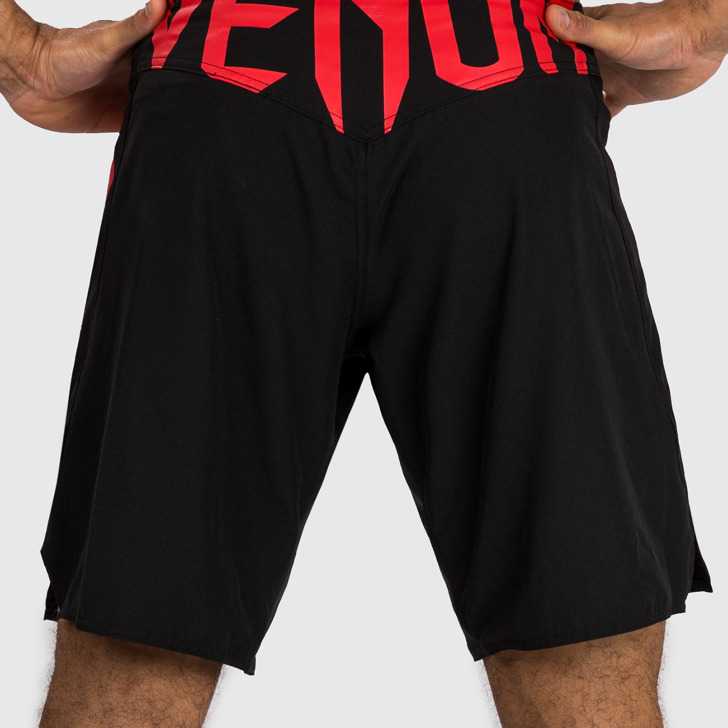 venum-light-5-0-fight-shorts-schwarz-rot image 5
