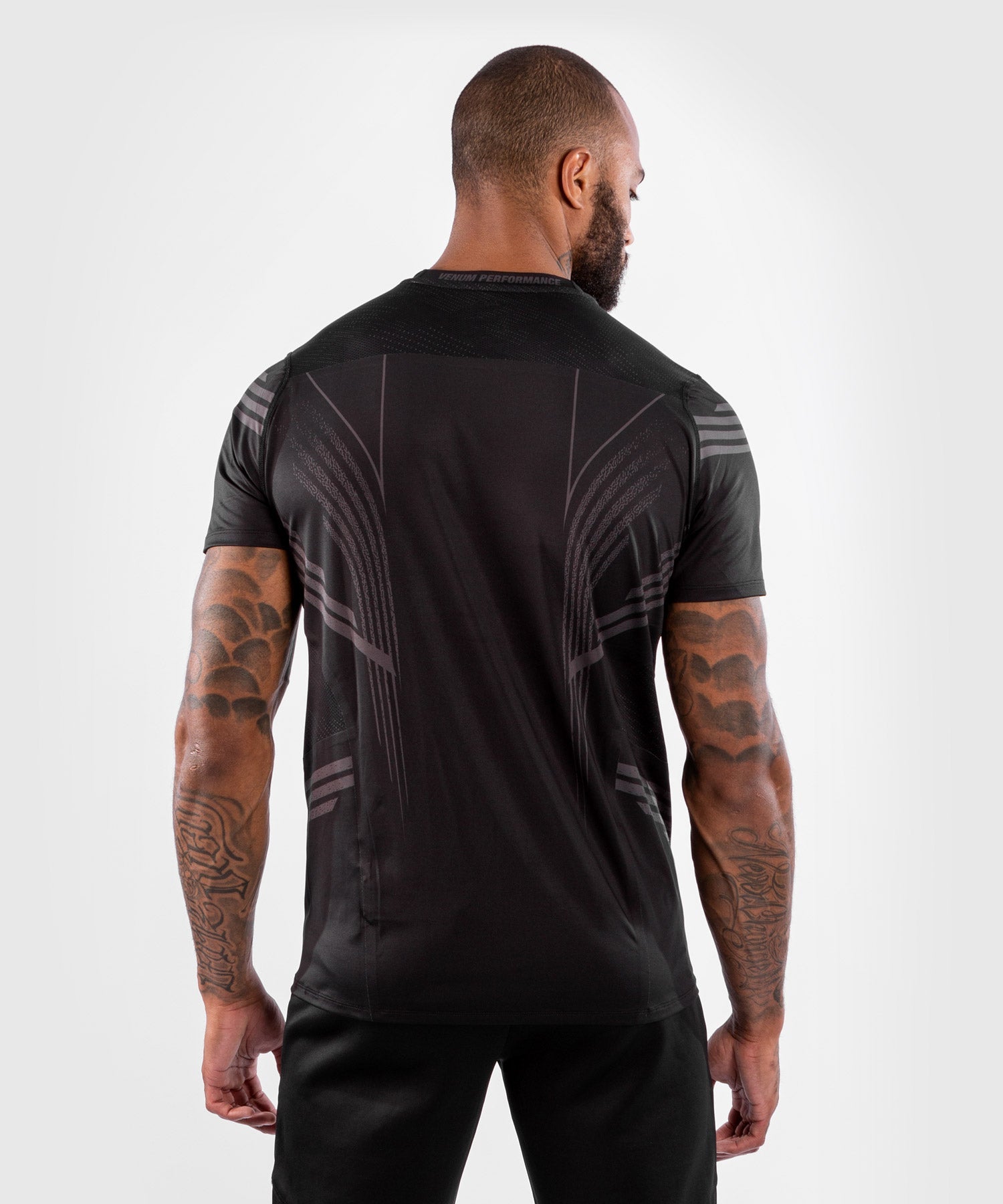 ufc-venum-fighters-authentic-fight-night-herren-walkout-trikot-schwarz image 3