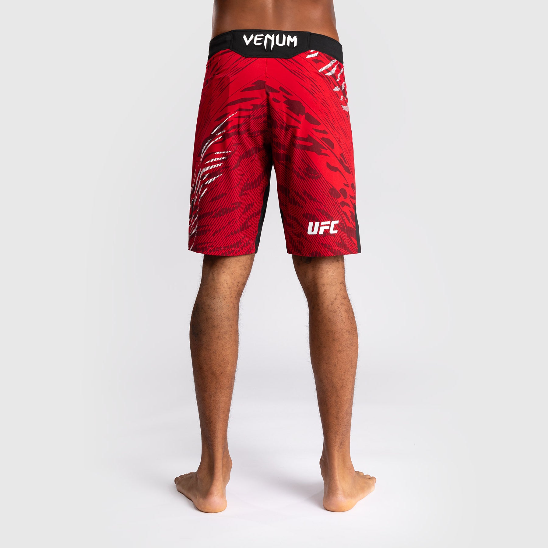 venum-ufc-fusion-authentic-fight-night-fight-shorts-long-fit-herren-rot image 3