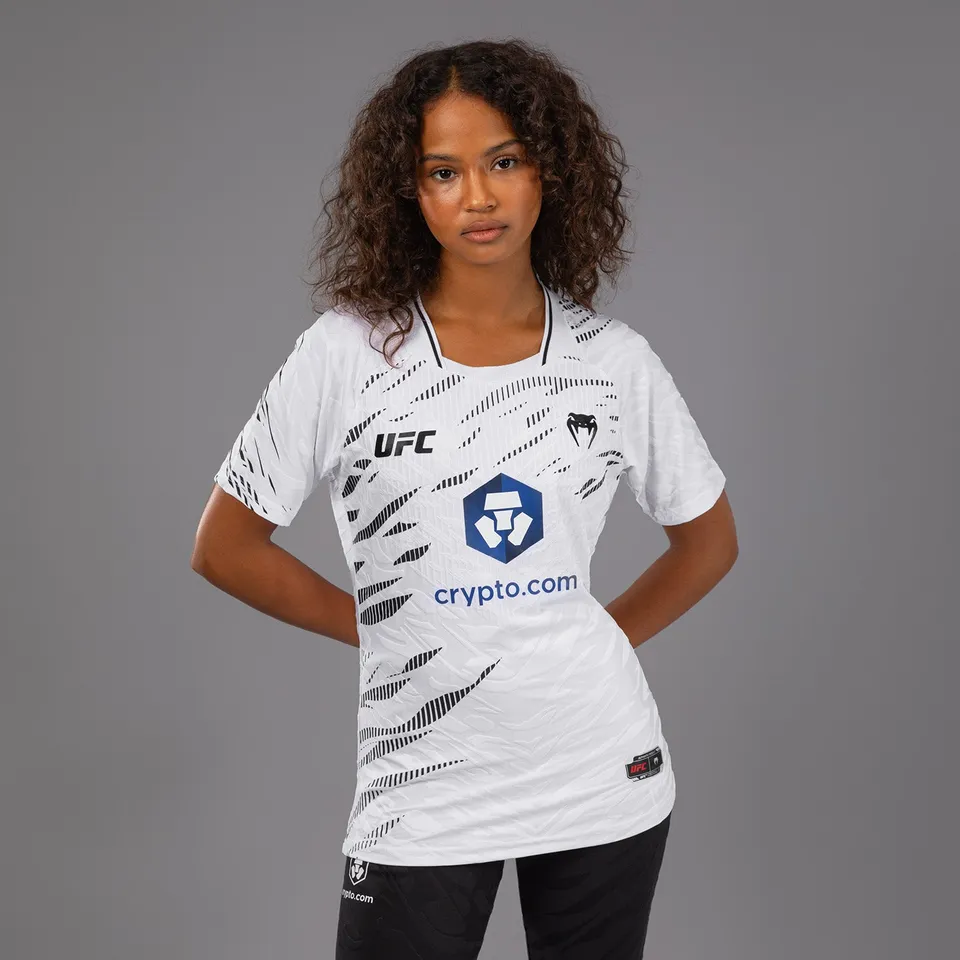 ufc-fusion-by-venum-authentic-fight-night-damen-walkout-jersey-wei-2 image 1