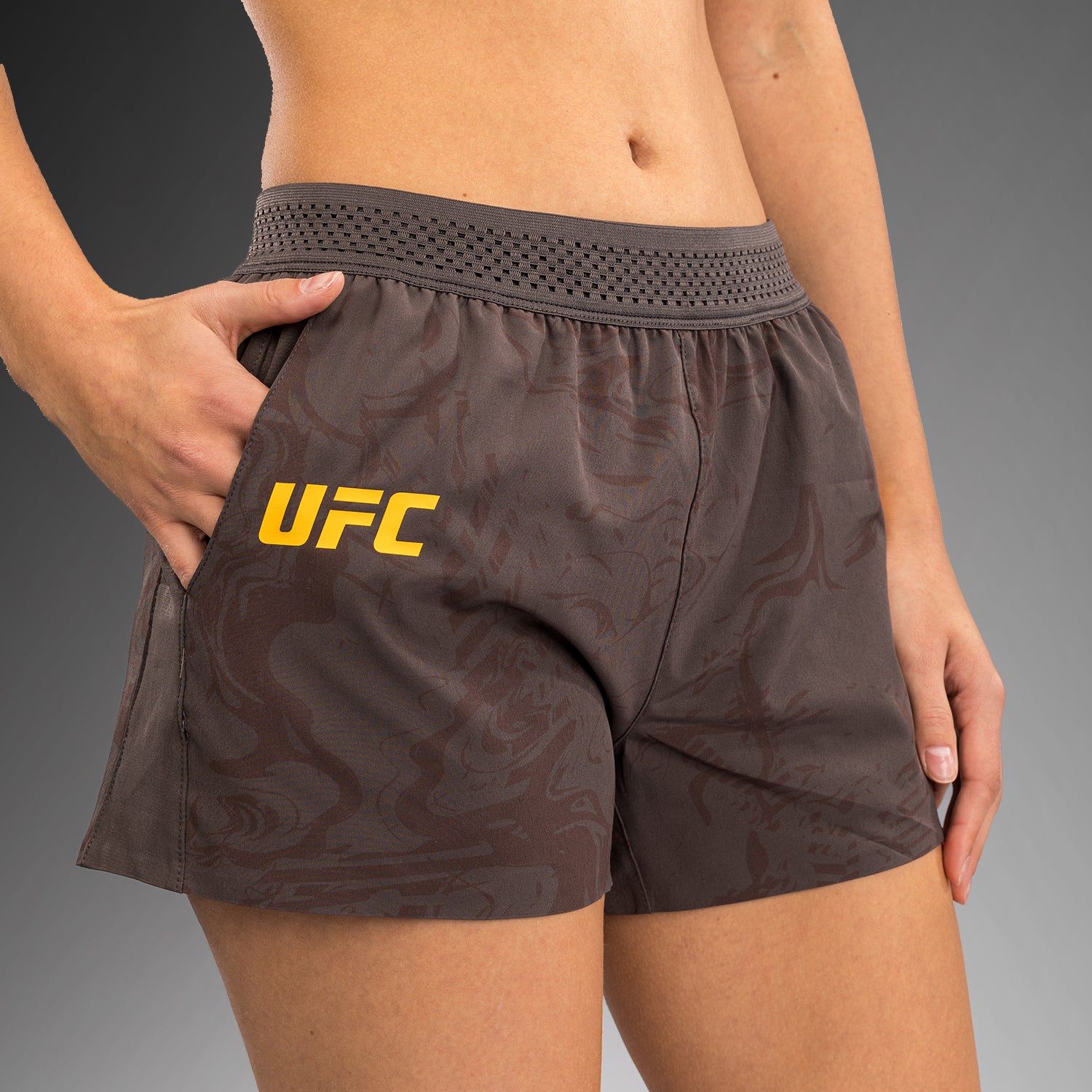 ufc-fusion-by-venum-fight-week-damen-performance-short-erdiges-braun image 7