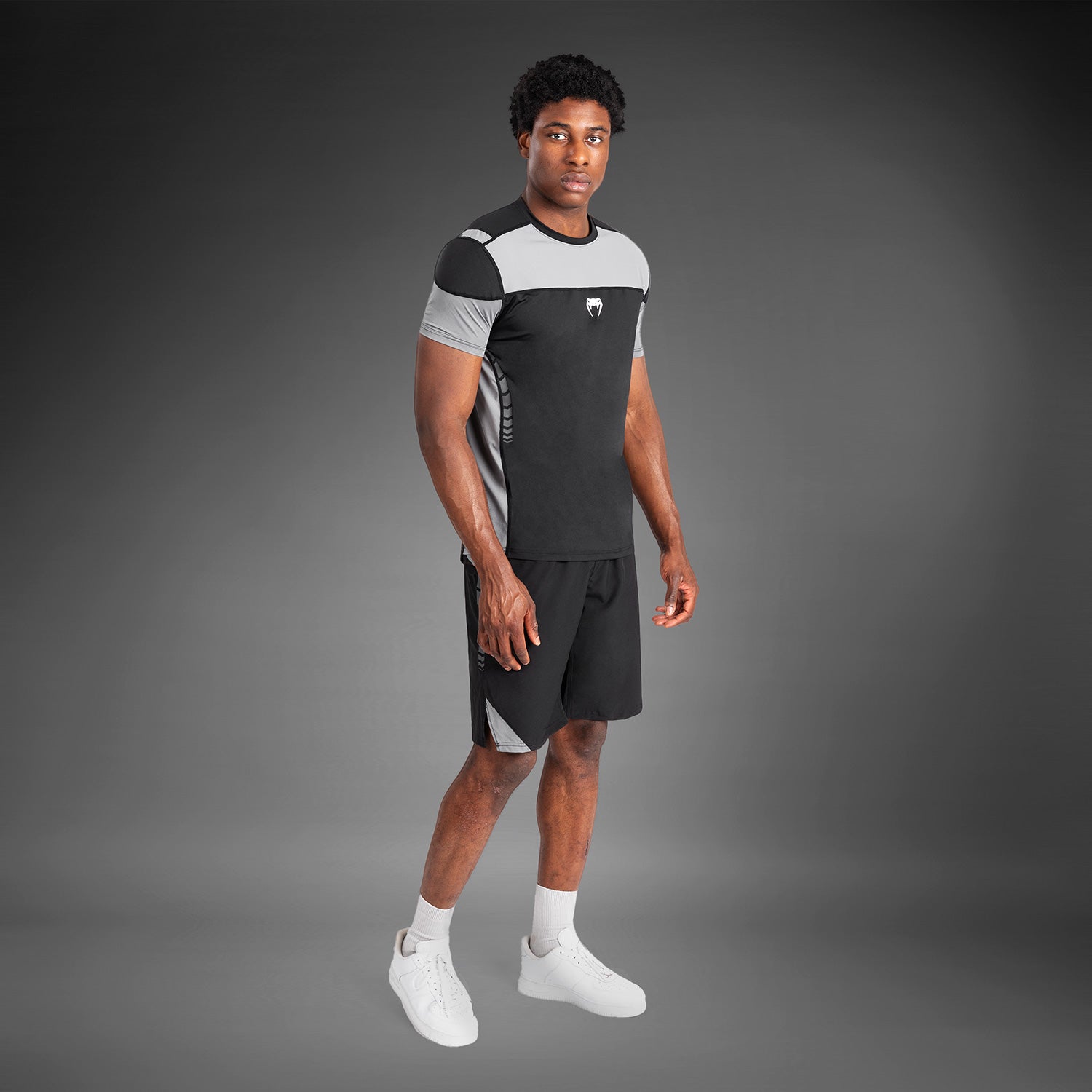 venum-tempest-herren-dry-tech-t-shirt-schwarz-grau image 1