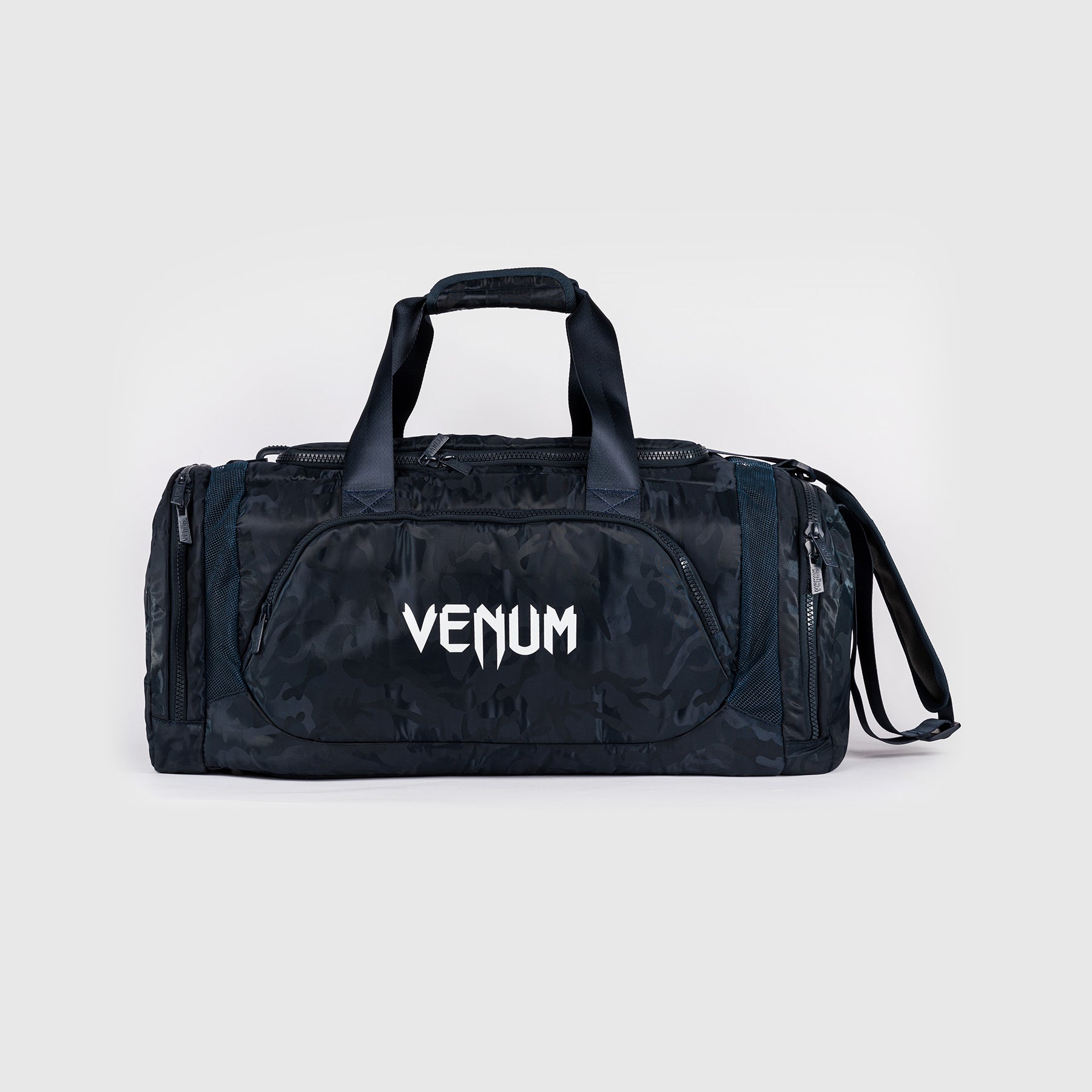 venum-trainer-lite-sporttasche-48l-camo-blau image 1
