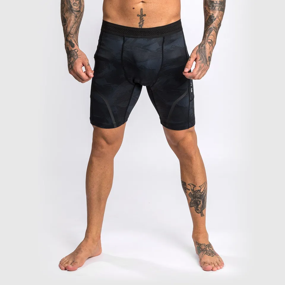 venum-electron-3-0-vale-tudo-shorts-schwarz image 1