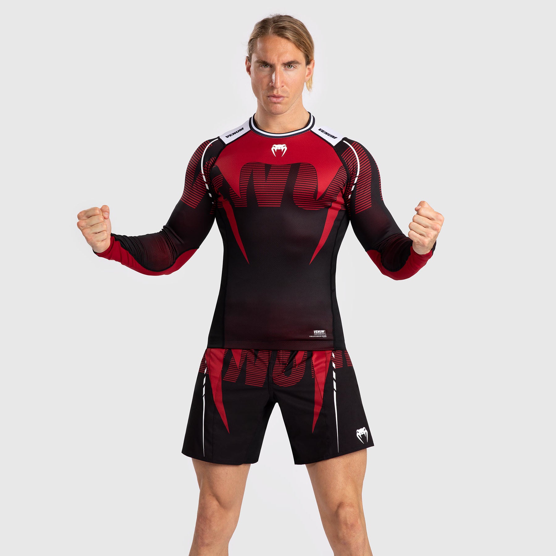 venum-adrenaline-herren-langarm-rashguard-red image 1