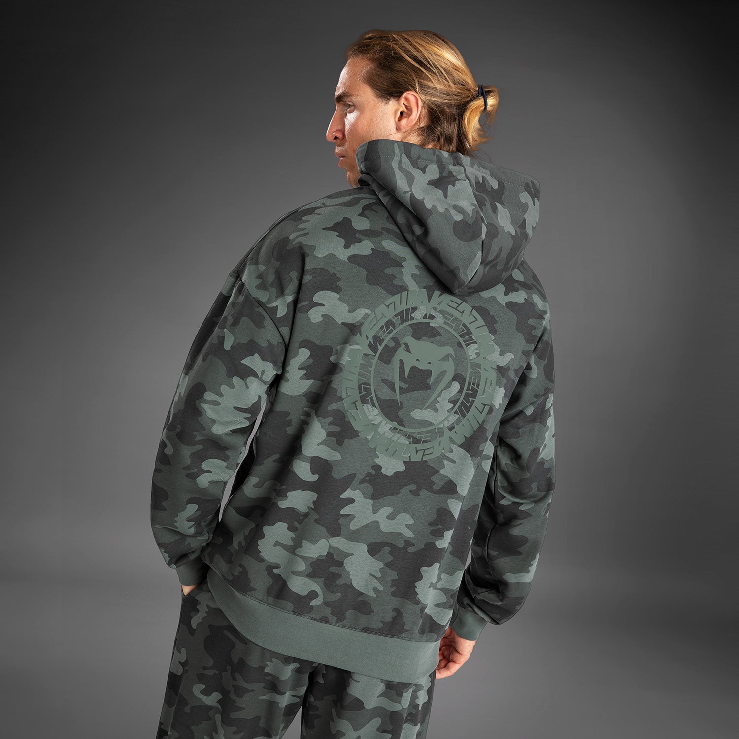 venum-vortex-xl-hoodie-herren-khaki-camo image 5