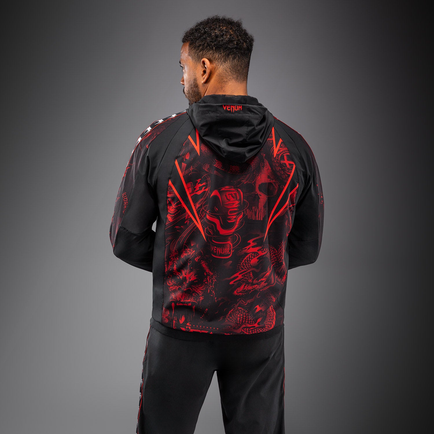venum-20th-anniversary-trainingsjacke-schwarz-rot-herren image 5