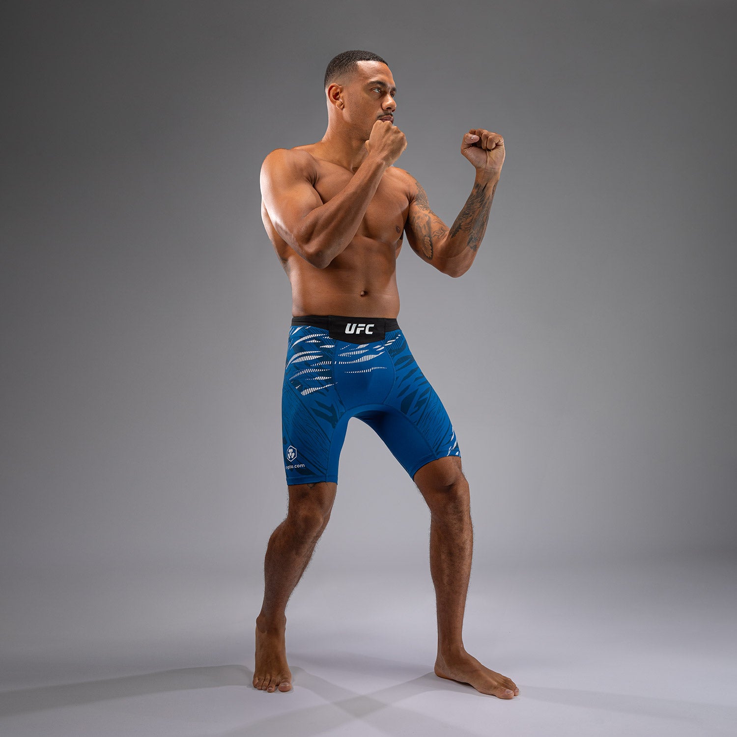 ufc-fusion-by-venum-authentic-fight-night-vale-tudo-short-herren-personalisiert- image 5