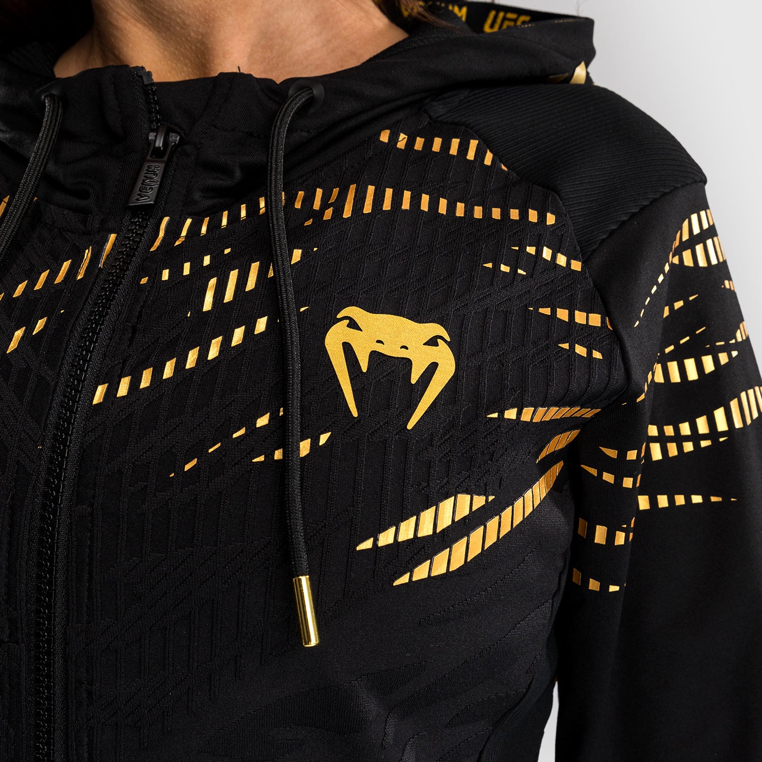 venum-ufc-fusion-personalized-authentic-fight-night-walkout-hoodie-damen-champio image 7