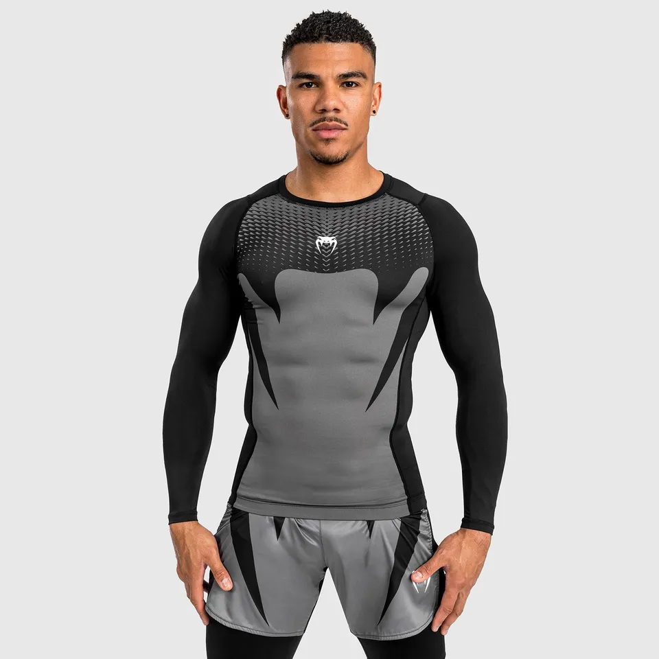 venum-attack-herren-langarm-rashguard-schwarz-grau image 1