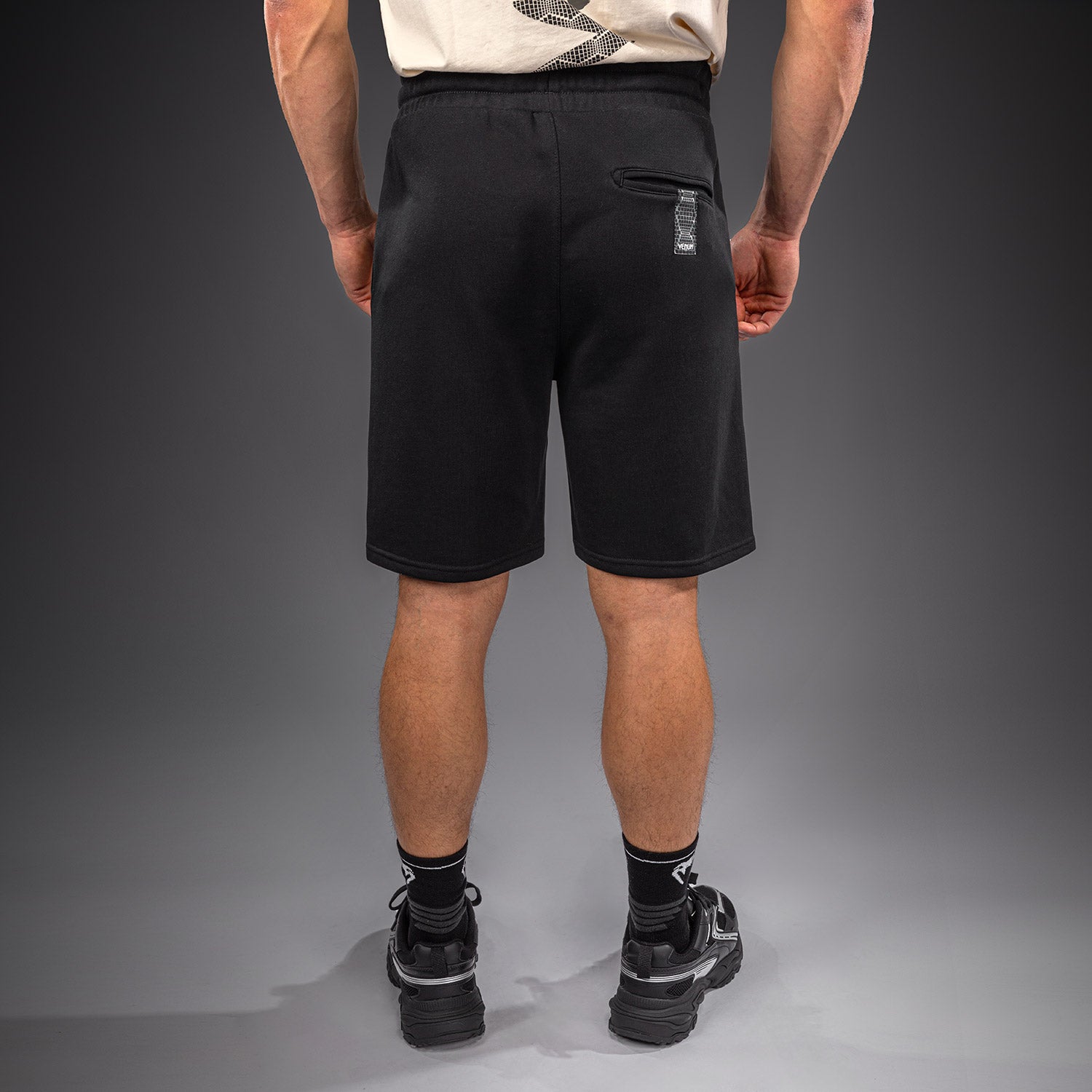 venum-classic-fleece-baumwoll-shorts-herren-schwarz image 4