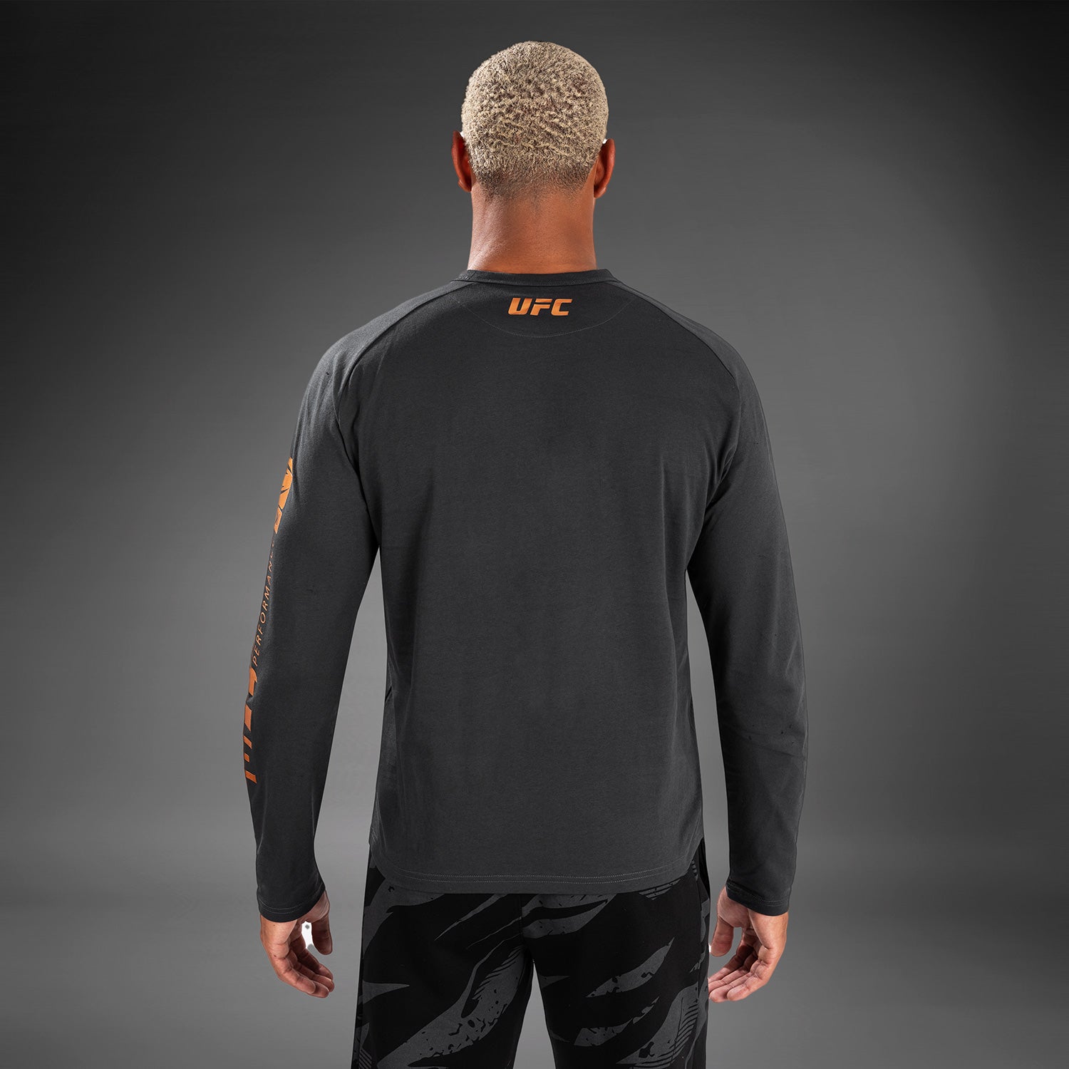 ufc-adrenaline-by-venum-fight-week-langarm-t-shirt-herren-charcoal-grey image 6