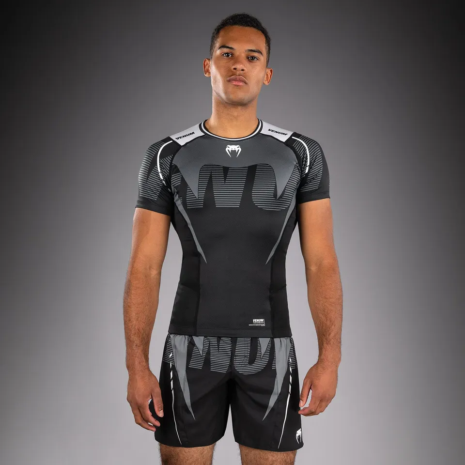 venum-adrenaline-kurzarm-rashguard-schwarz-silbergrau-herren image 1