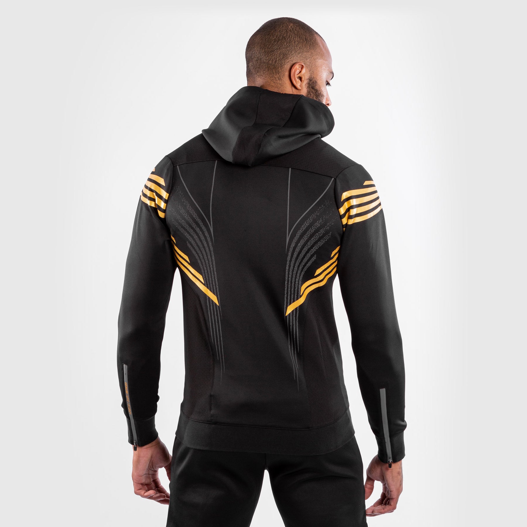 venum-ufc-authentic-fight-night-herren-walkout-hoodie-champion image 3
