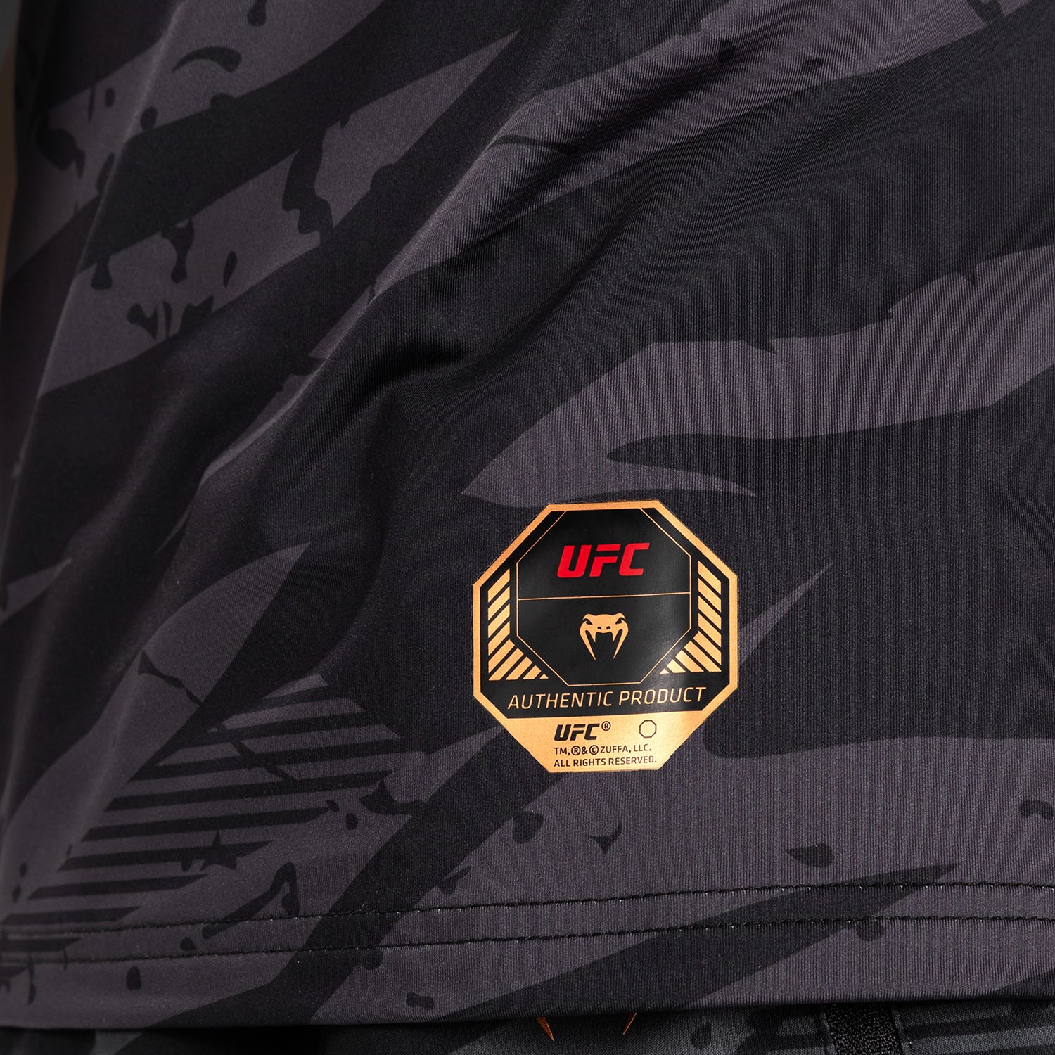 venum-ufc-adrenaline-fight-week-herren-dry-tech-t-shirt-urban-camo image 4