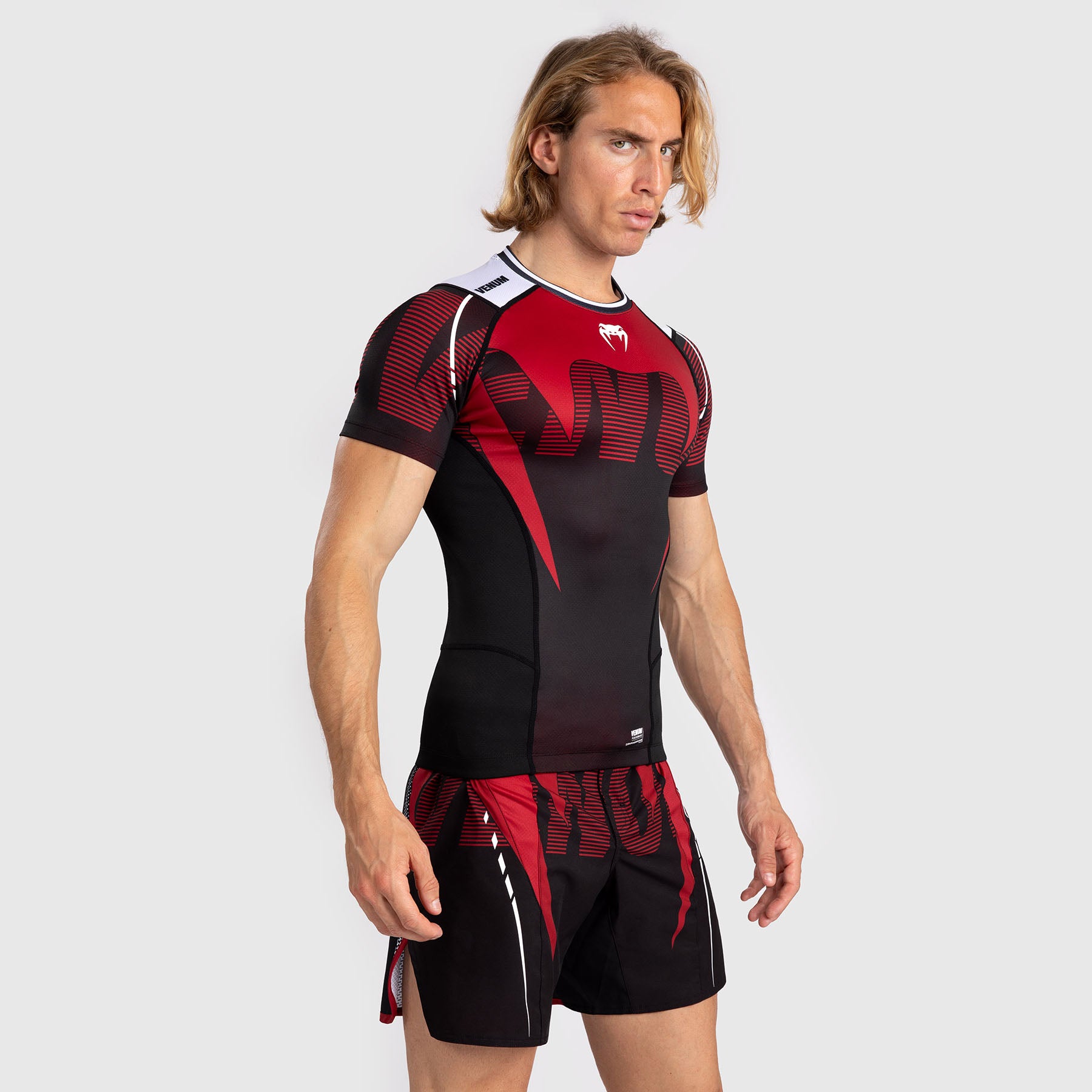 venum-adrenaline-herren-kurzarm-rashguard-red-schwarz image 2
