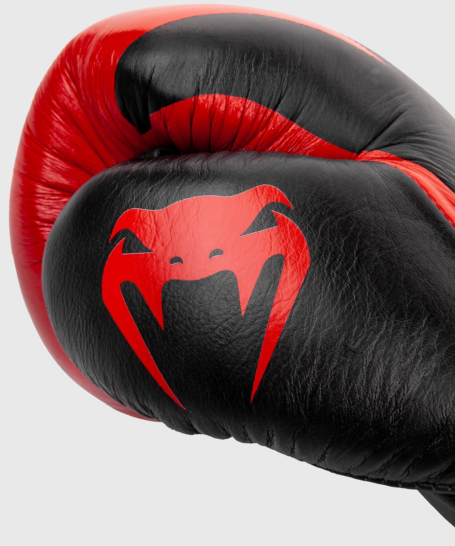 venum-hammer-profi-boxhandschuhe-mit-schn-rung-schwarz-rot image 8