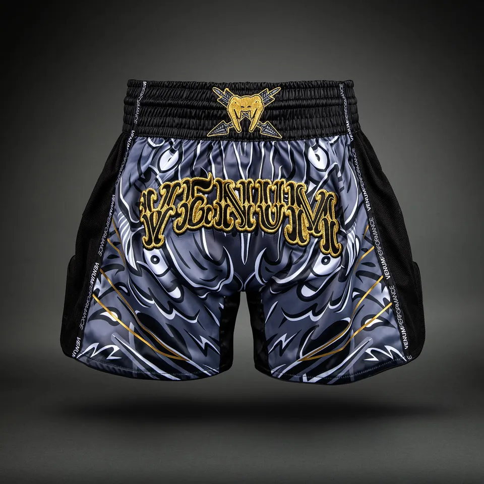 venum-wolf-atak-muay-thai-shorts-schwarz-grau image 1
