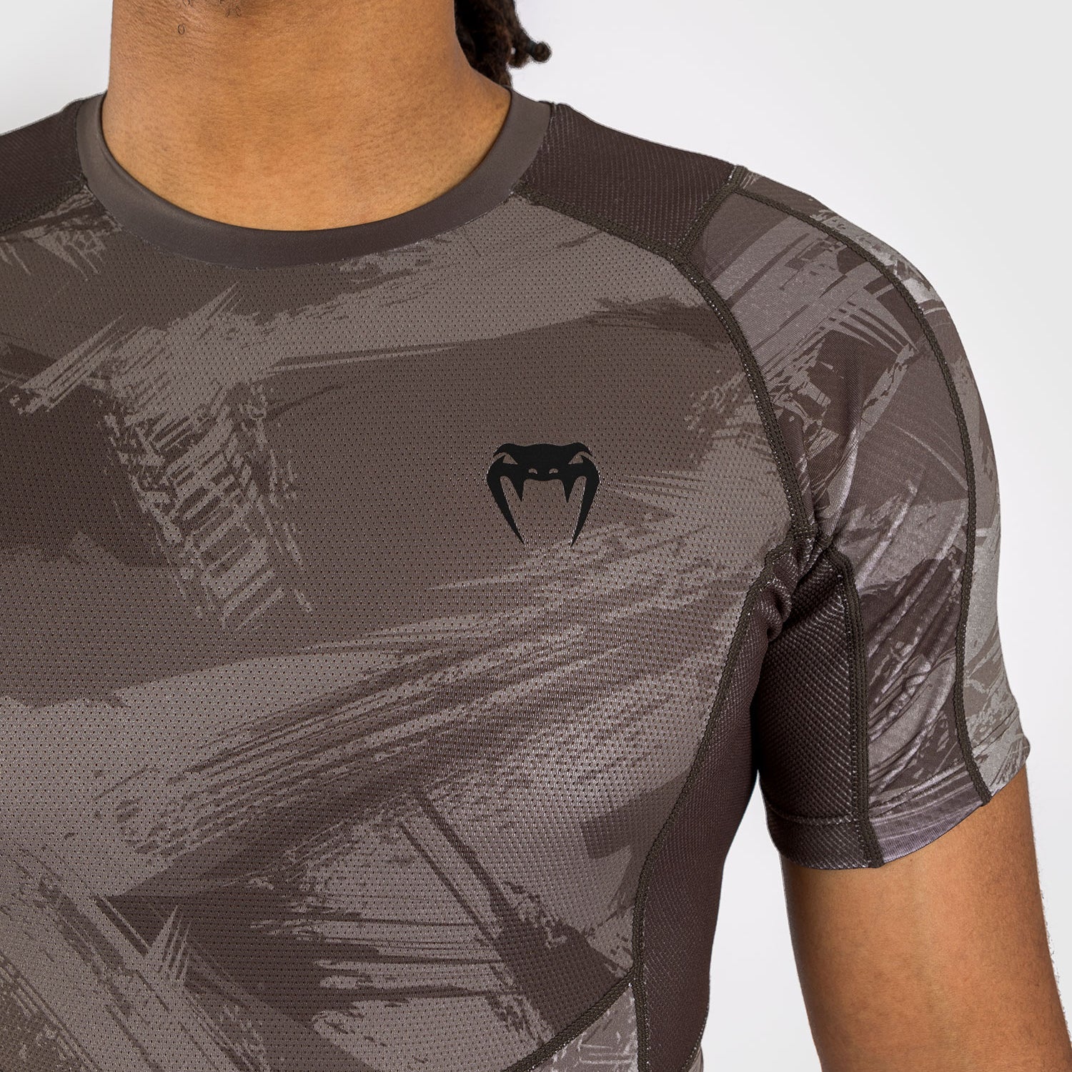 venum-electron-3-0-kurzarm-rashguard-sand image 5