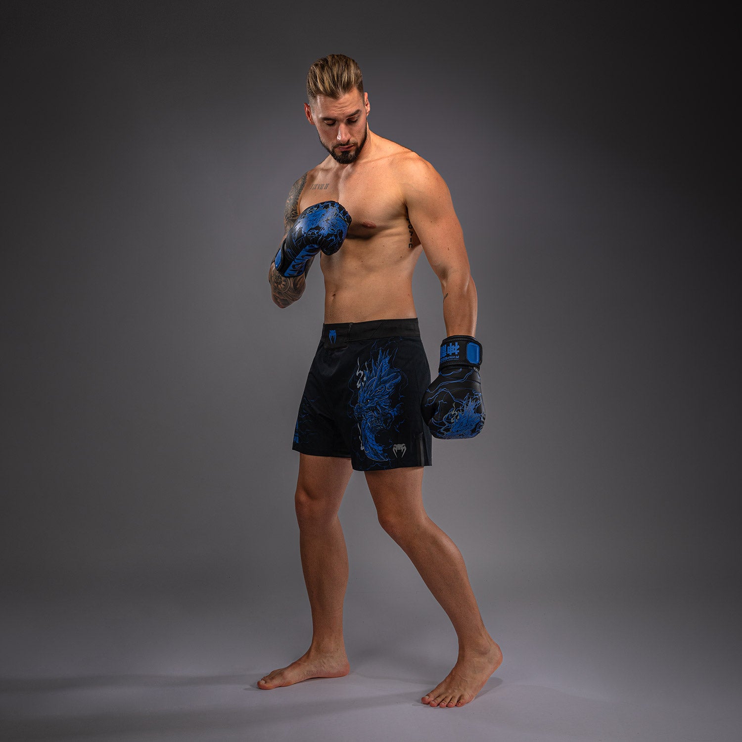 venum-thunder-dragon-fightshorts-herren-schwarz-k-nigsblau image 4
