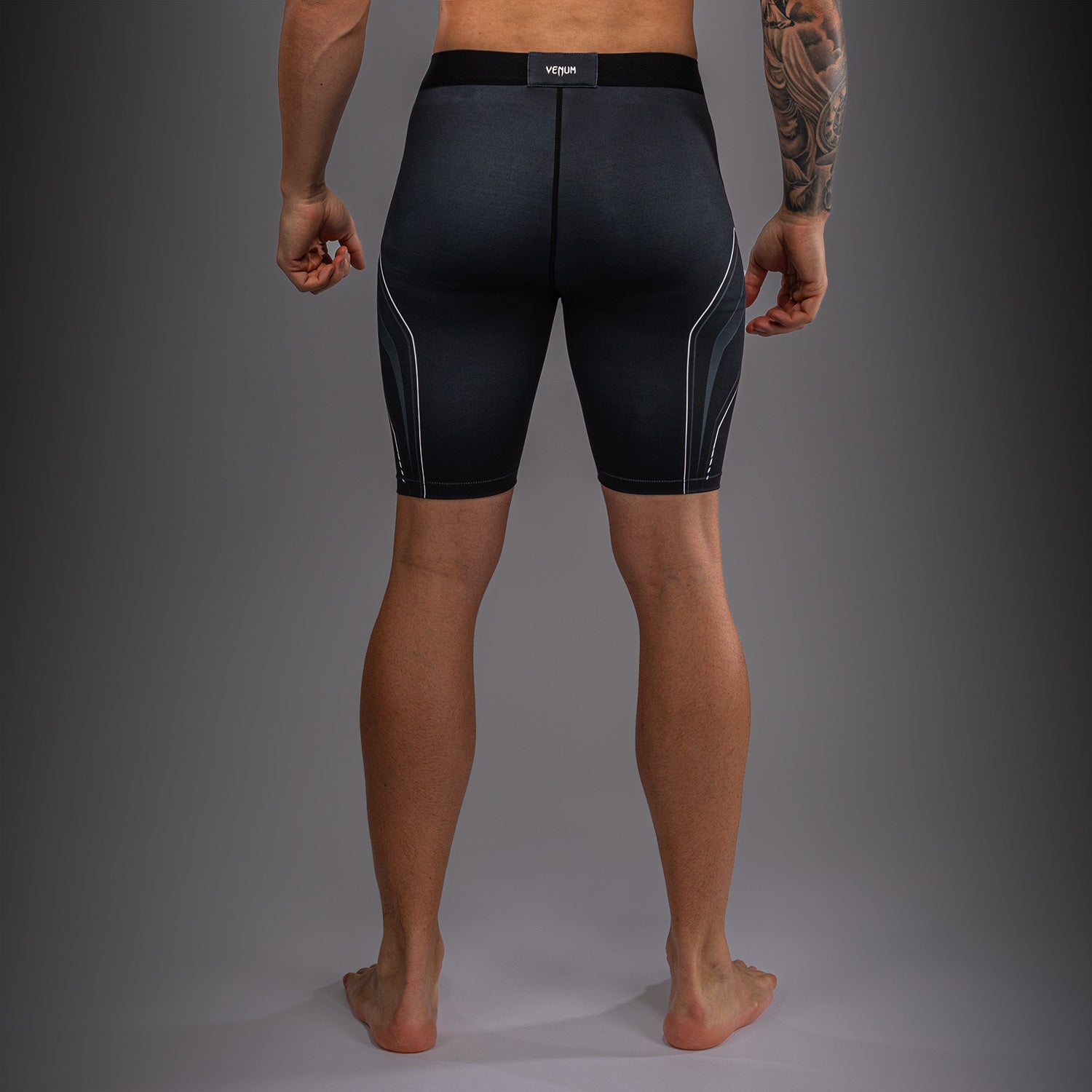 venum-streamline-vale-tudo-shorts-schwarz-wei image 3