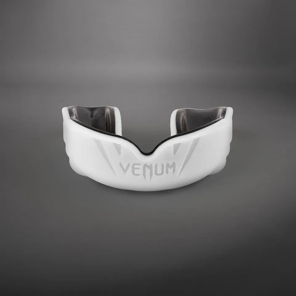 venum-challenger-mundschutz-wei image 1