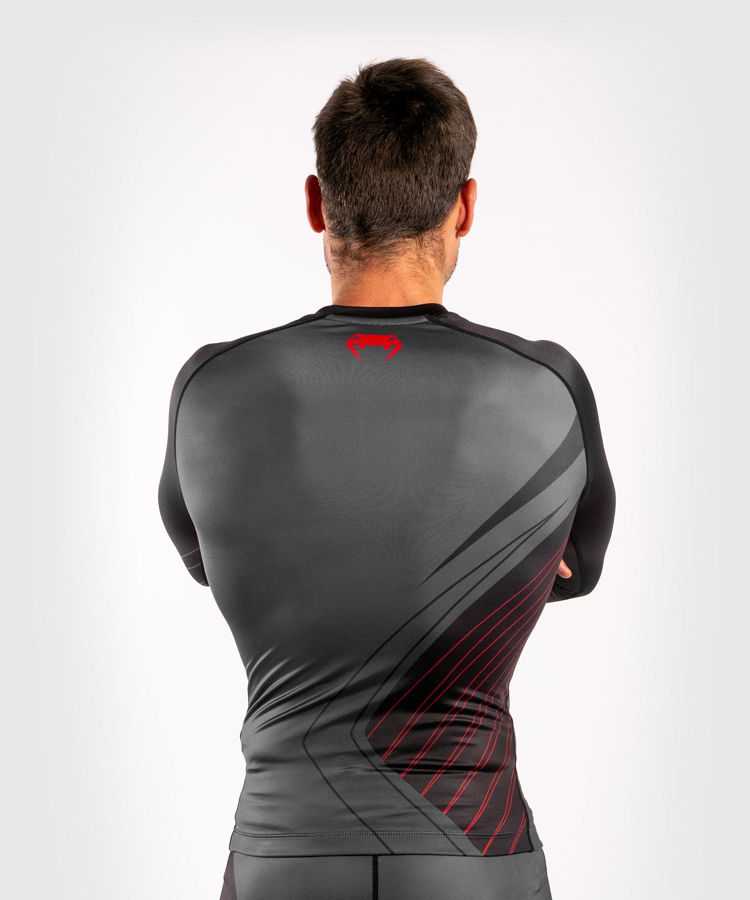 venum-contender-5-0-rashguard-langarm-schwarz-rot image 4
