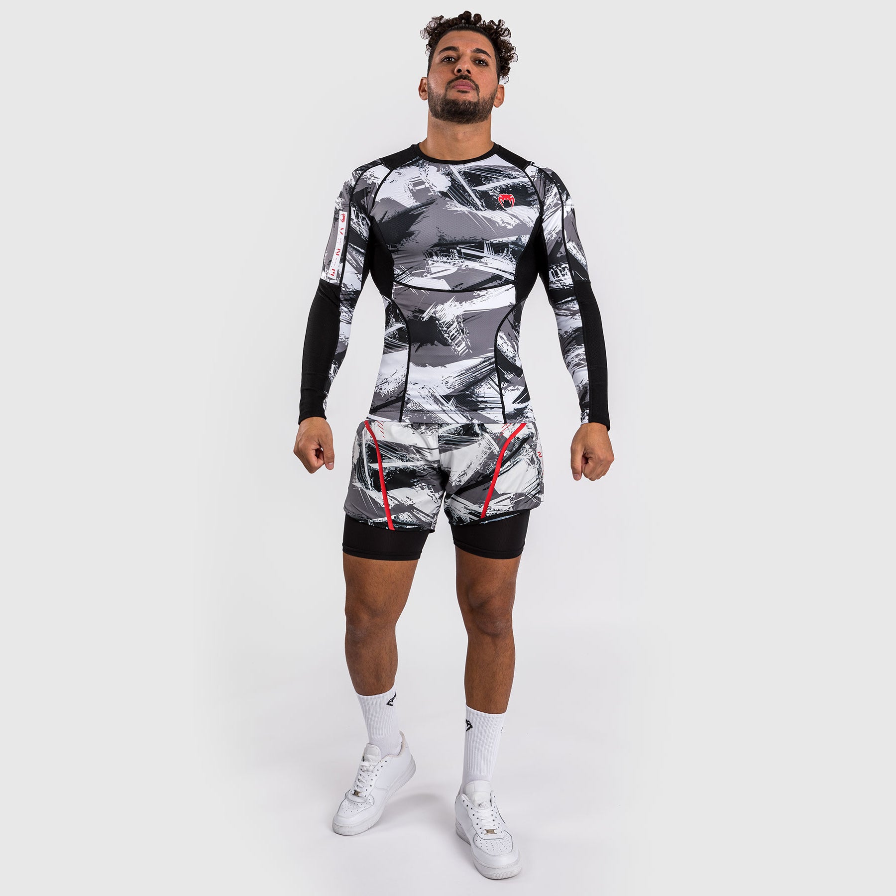 venum-electron-3-0-rashguard-langarm-herren-grau-rot image 1