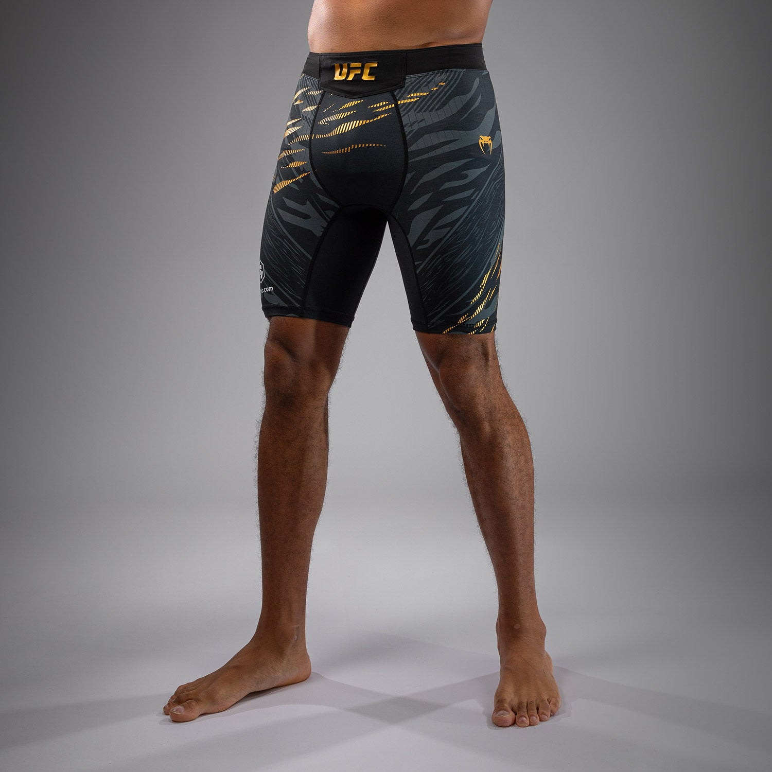 ufc-fusion-by-venum-authentic-fight-night-vale-tudo-short-champion-herren image 2