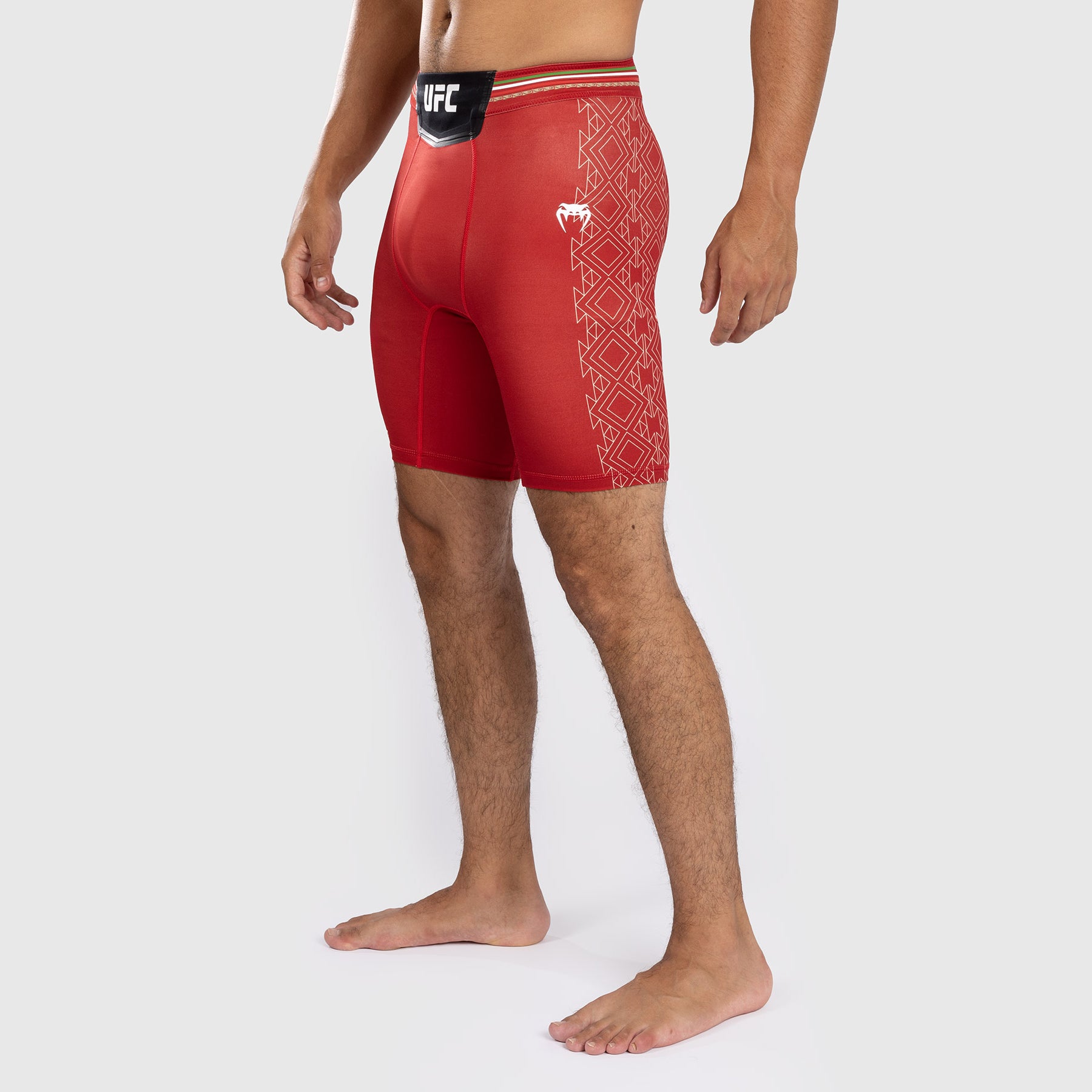 noche-ufc-by-venum-authentic-fight-night-herren-vale-tudo-shorts-rot image 2