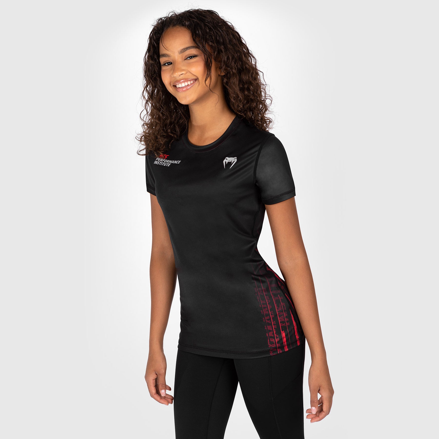 ufc-venum-performance-institute-2-0-dry-tech-t-shirt-damen-schwarz-rot image 8