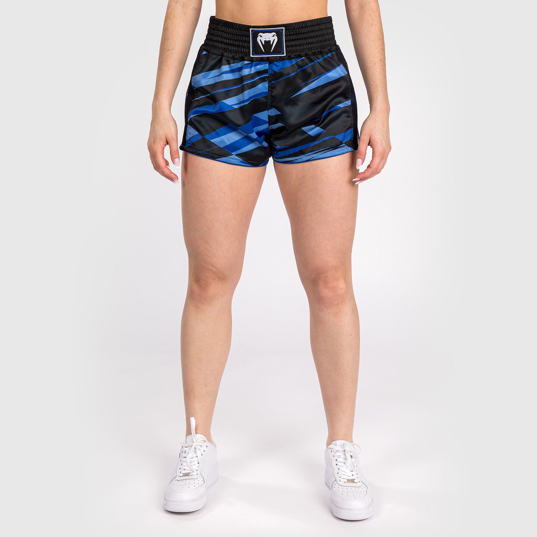 venum-abyss-frauen-muay-thai-shorts-schattenblau image 1