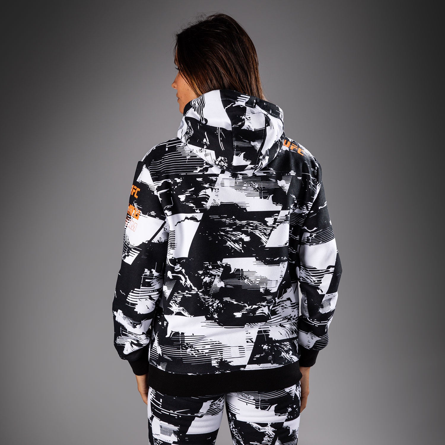 venum-ufc-zenith-by-venum-authentic-fight-week-pullover-hoodie-damen-wei image 3